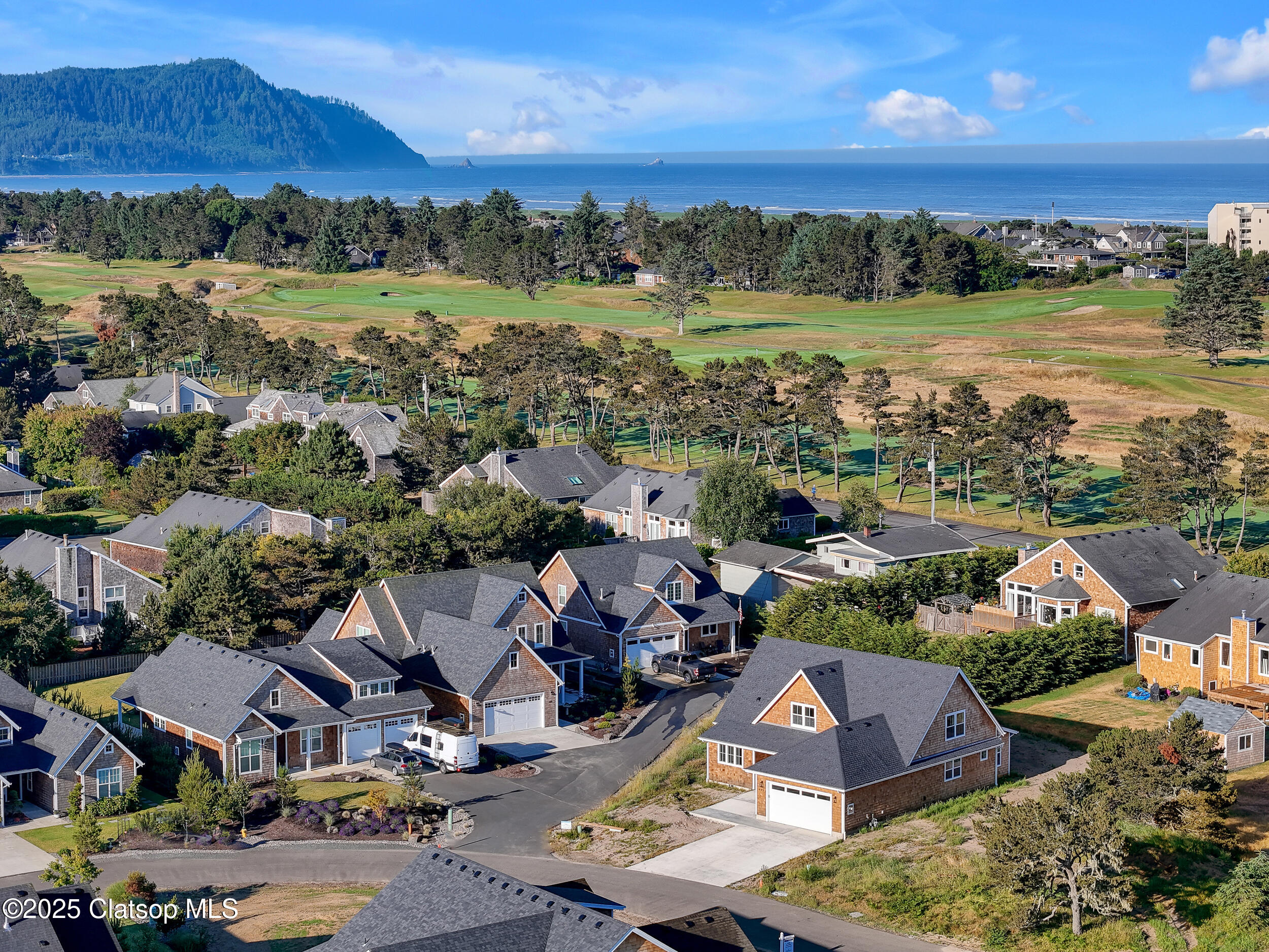 645 Meadow Lane Property Photo 4