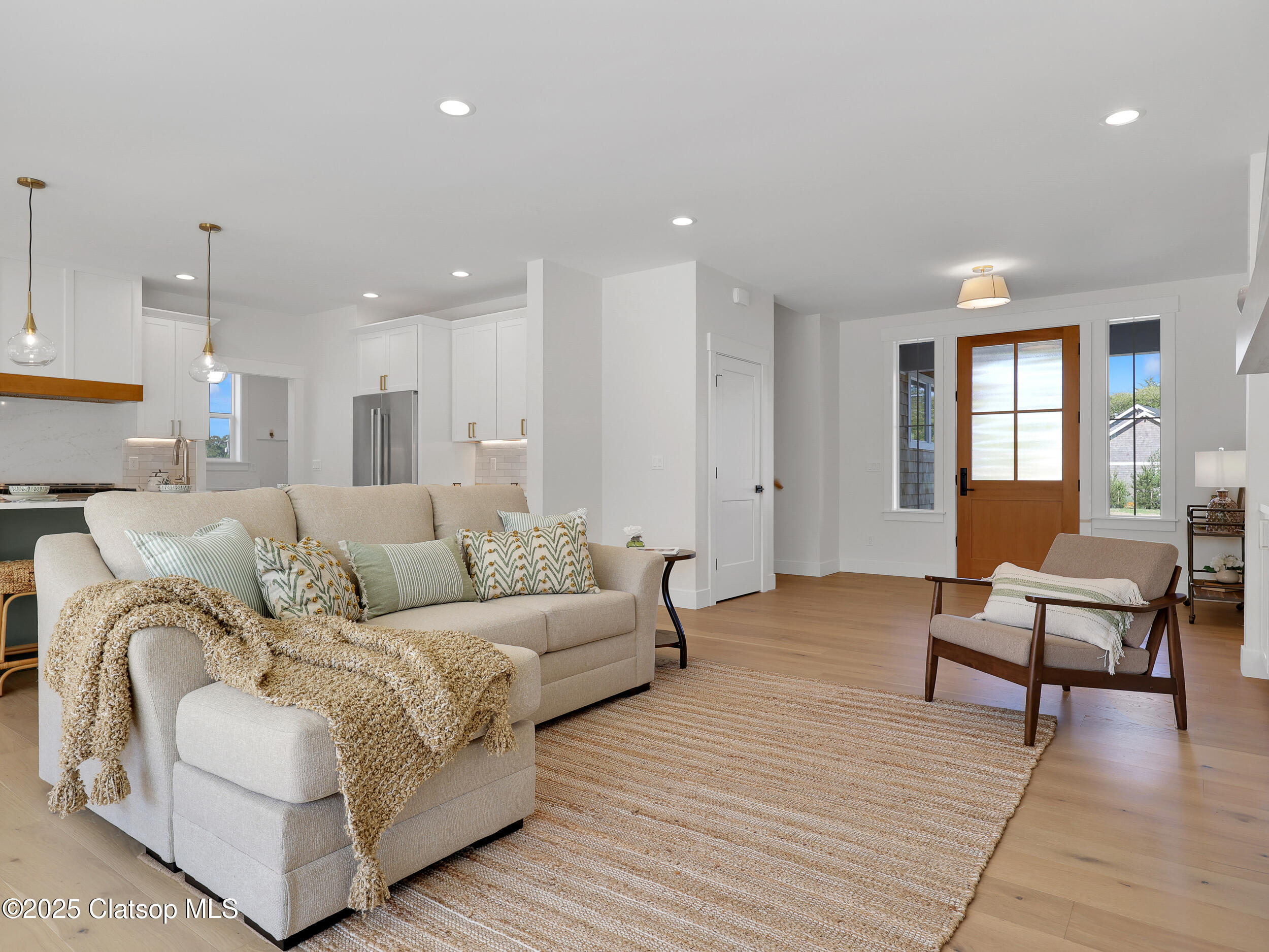 645 Meadow Lane Property Photo 9