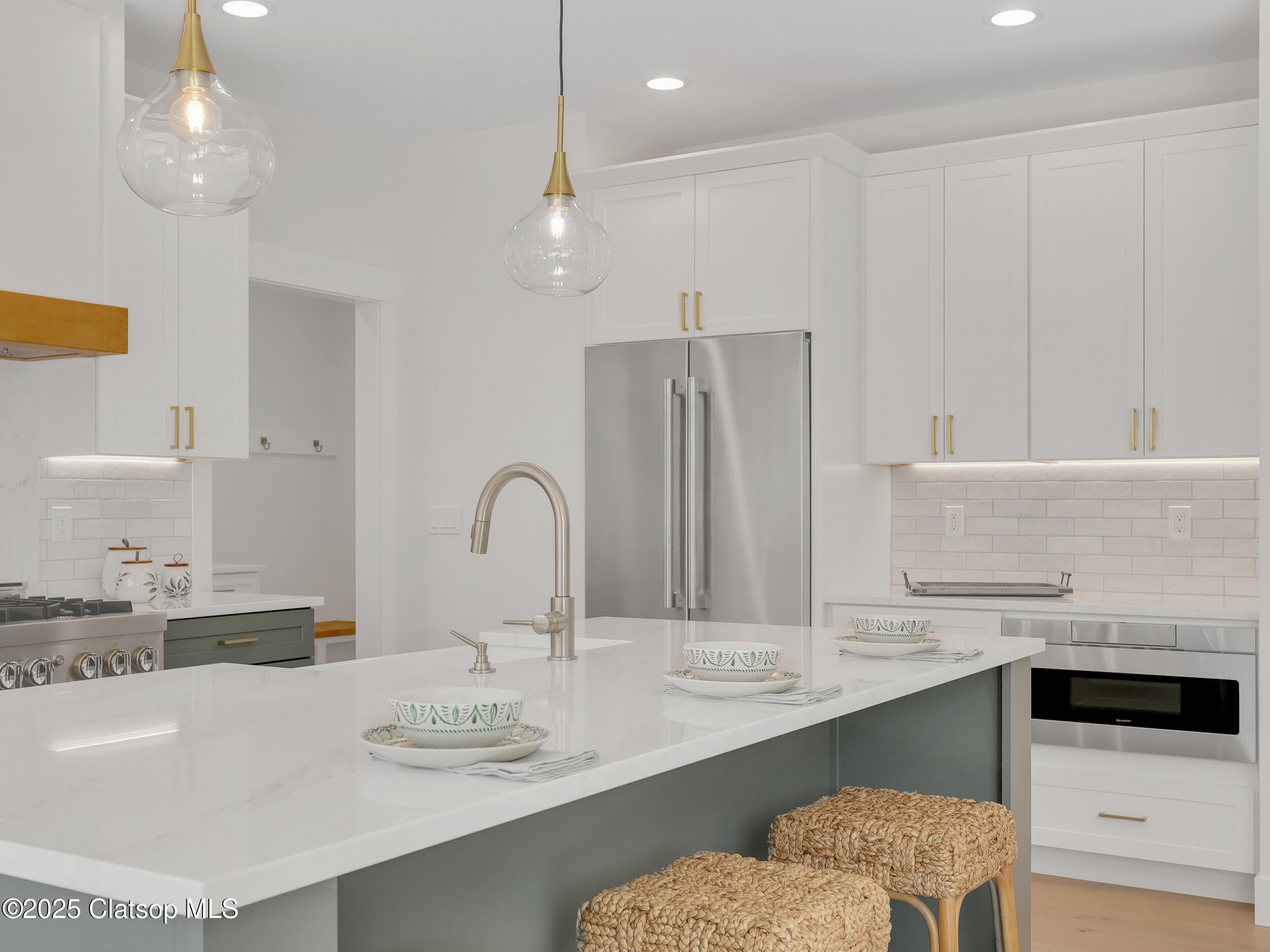 645 Meadow Lane Property Photo 12