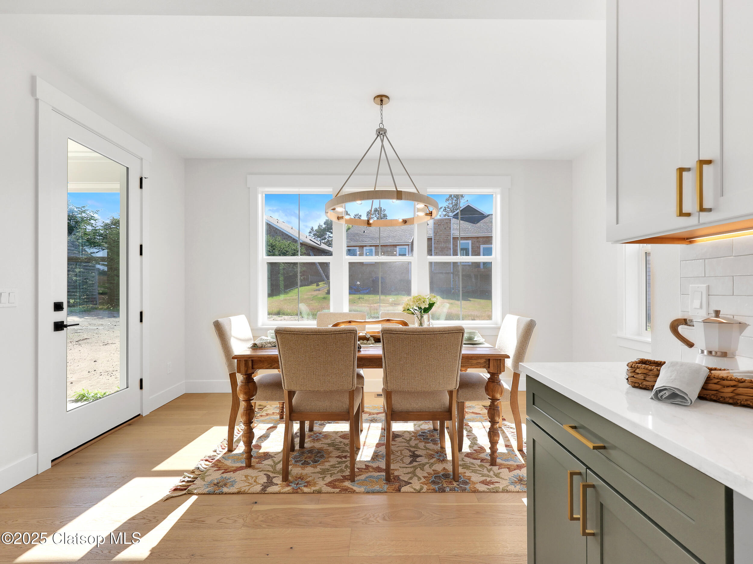 645 Meadow Lane Property Photo 17