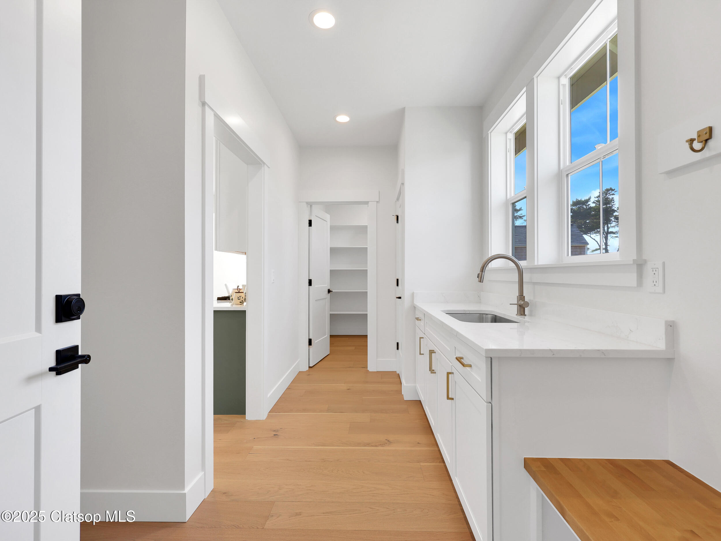 645 Meadow Lane Property Photo 20