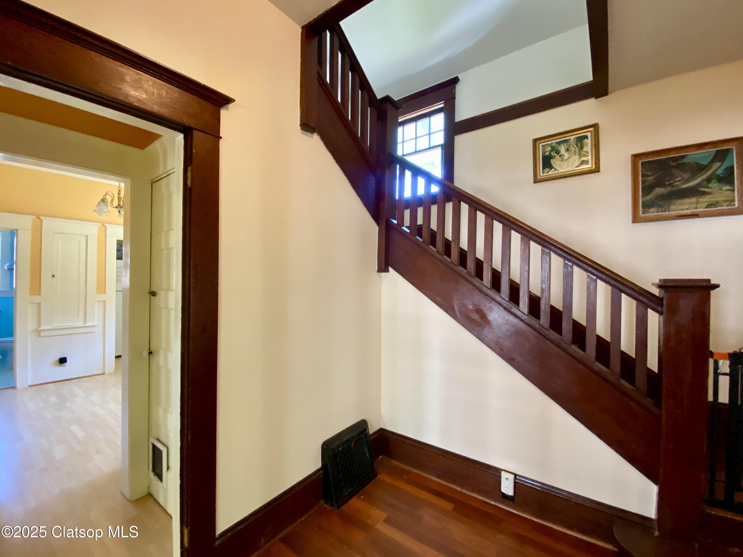 3586 Irving Avenue Property Photo 17