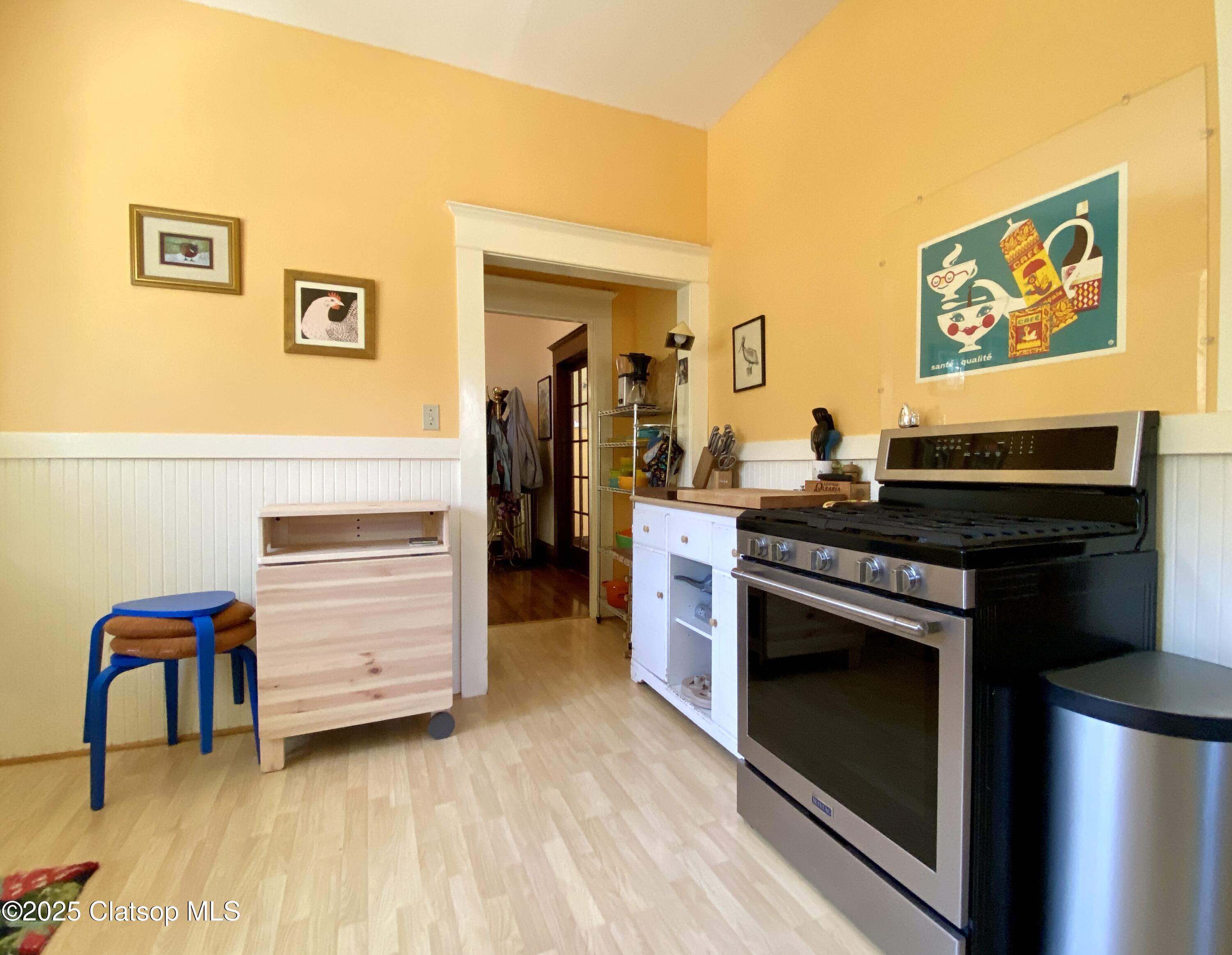 3586 Irving Avenue Property Photo 20