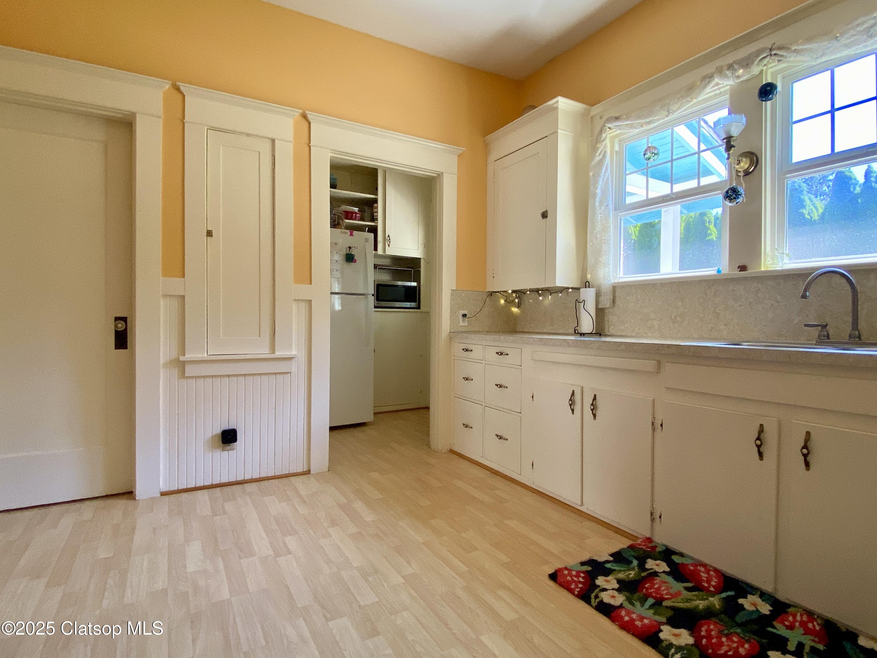3586 Irving Avenue Property Photo 22