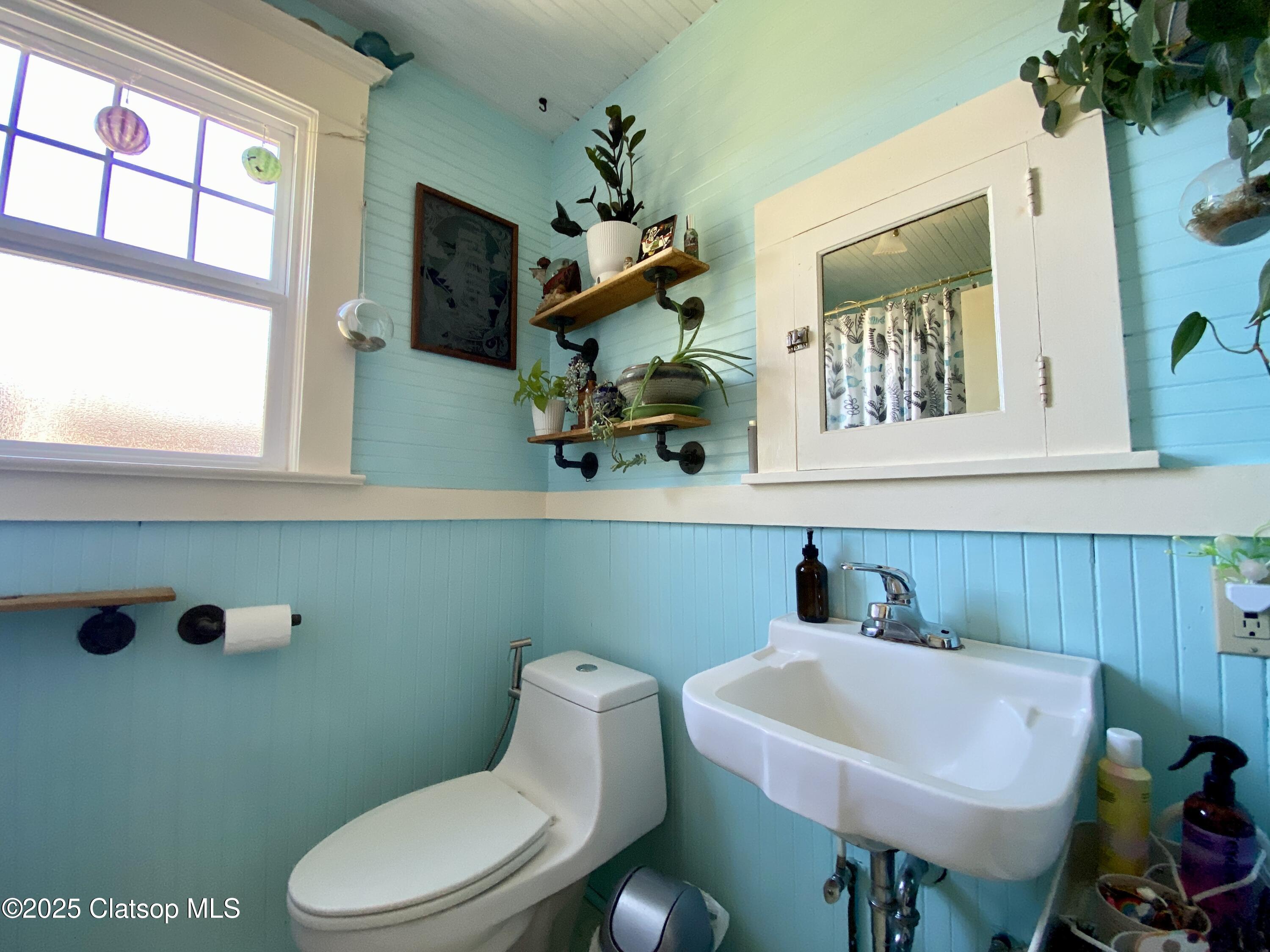 3586 Irving Avenue Property Photo 23