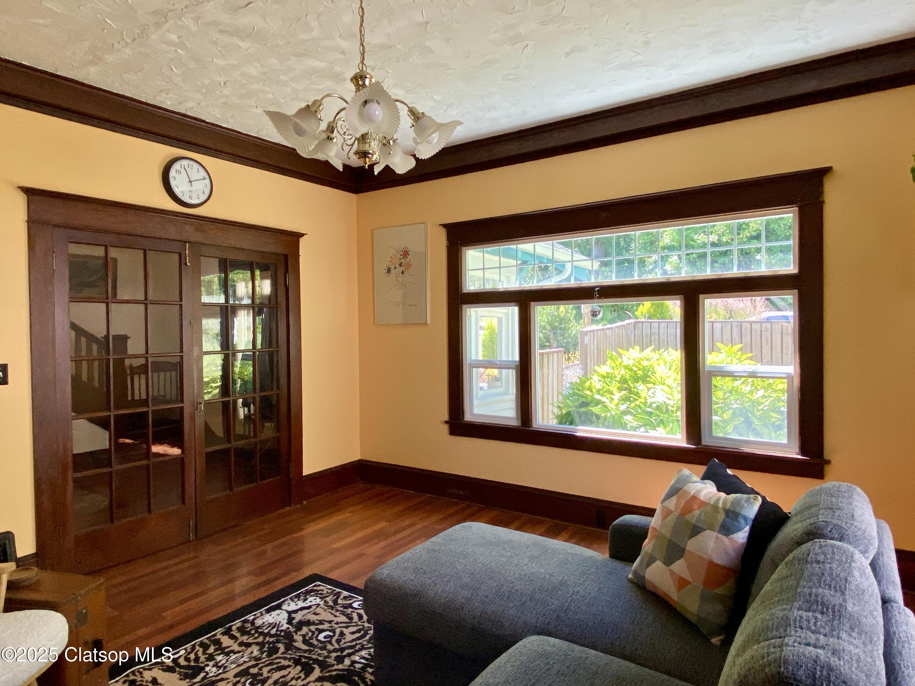 3586 Irving Avenue Property Photo 31