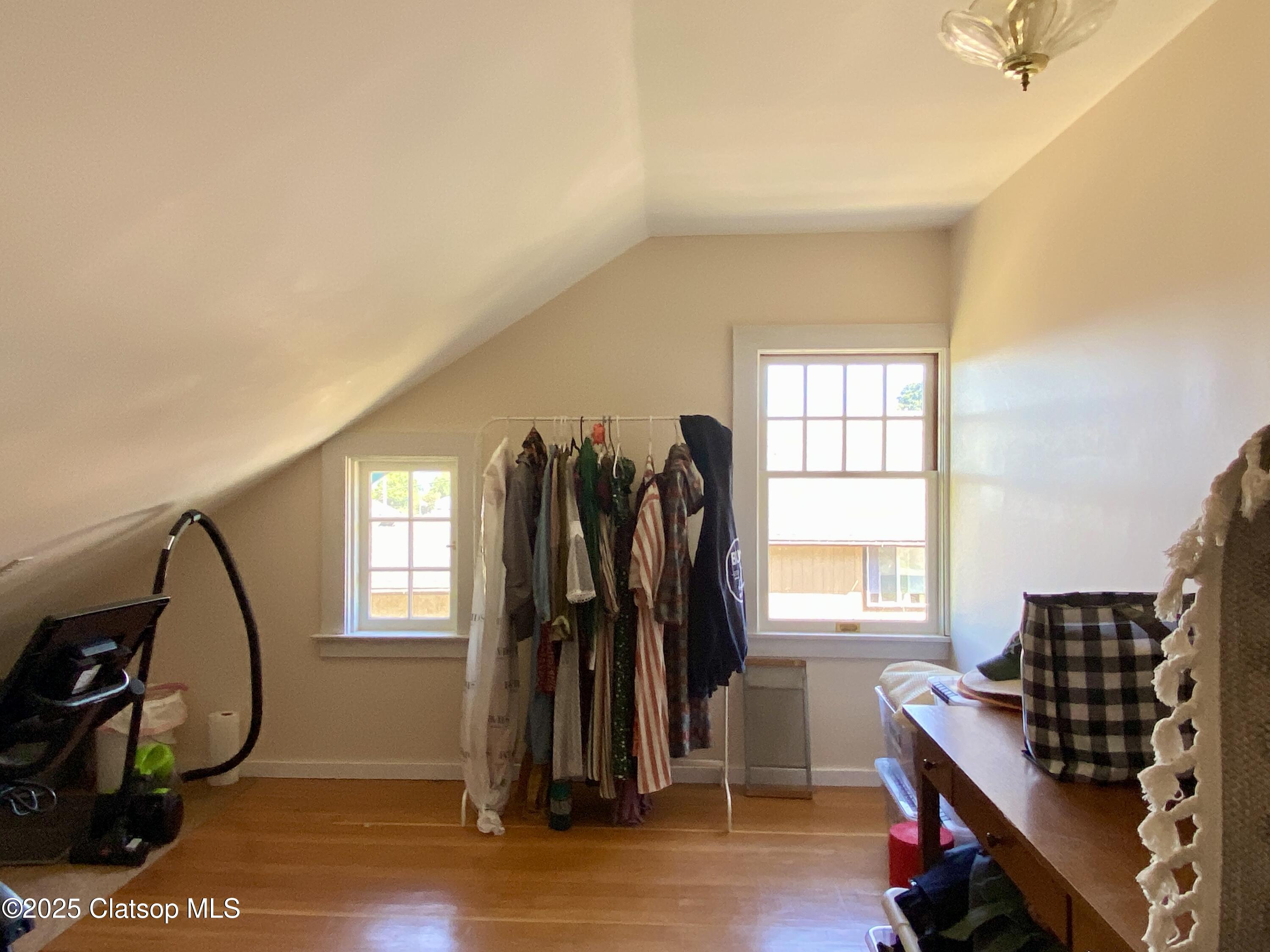 3586 Irving Avenue Property Photo 41