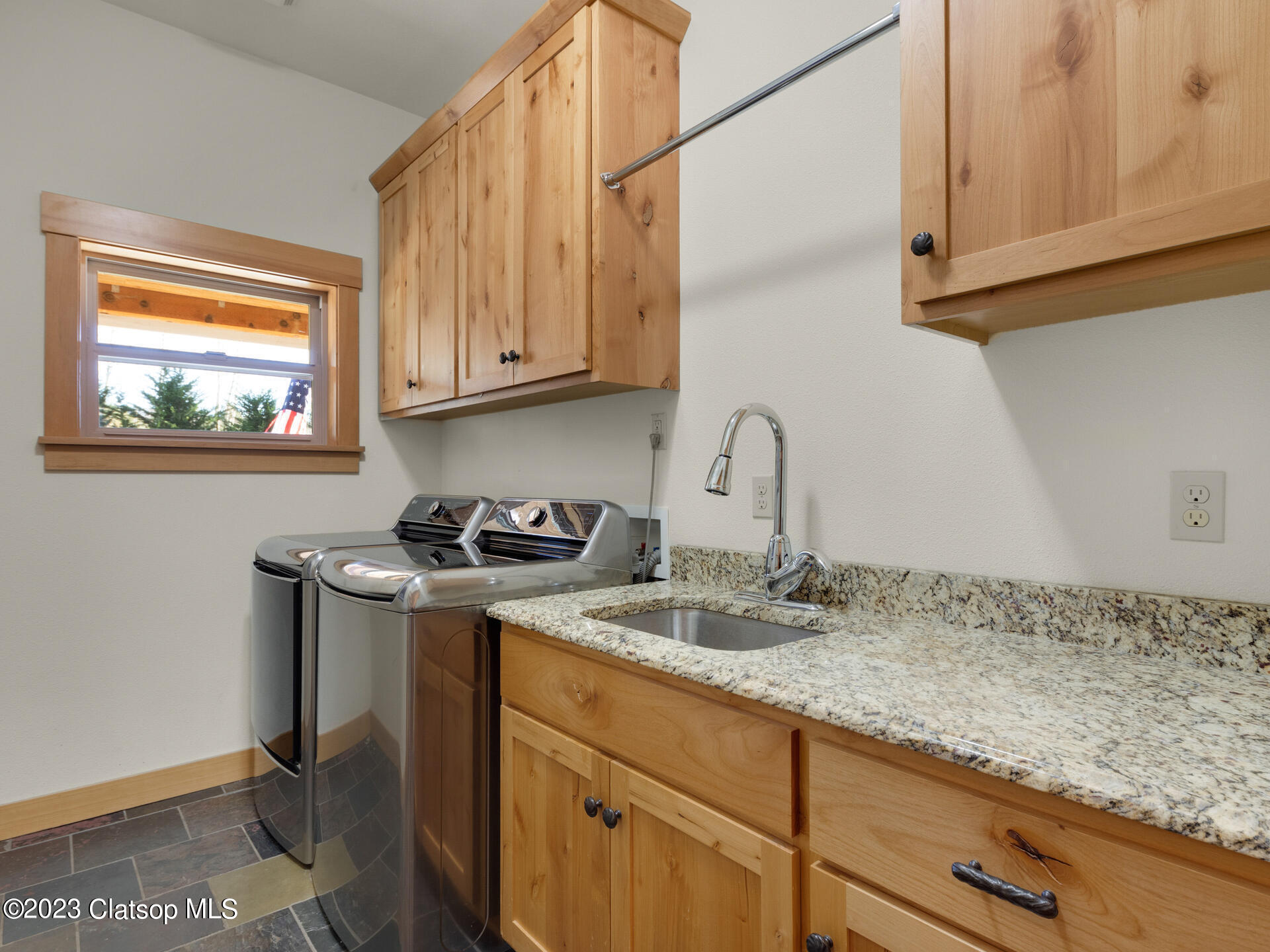 37769 Hwy Property Photo 32