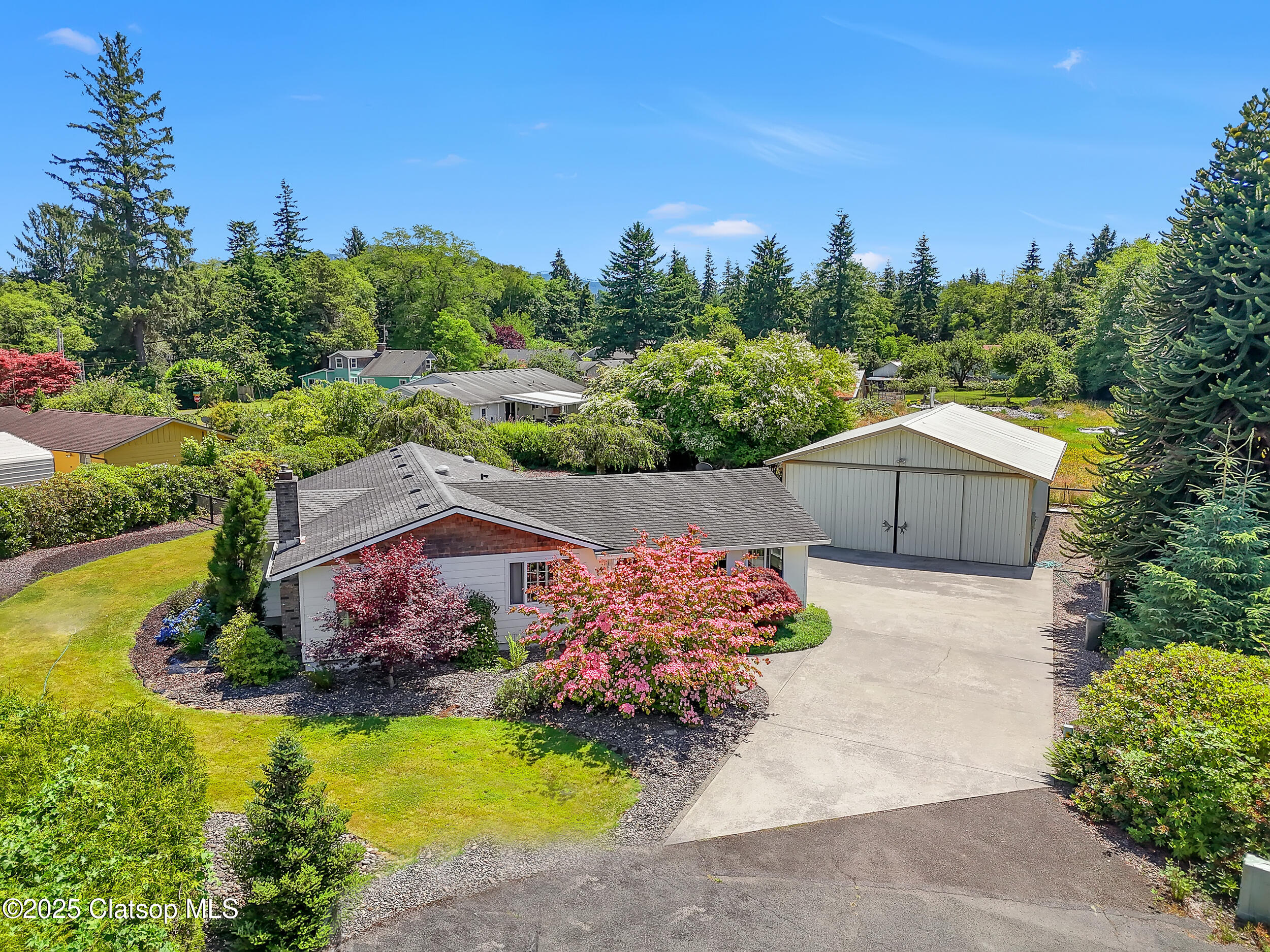40116 Riverview Terrace Lane Property Photo 1