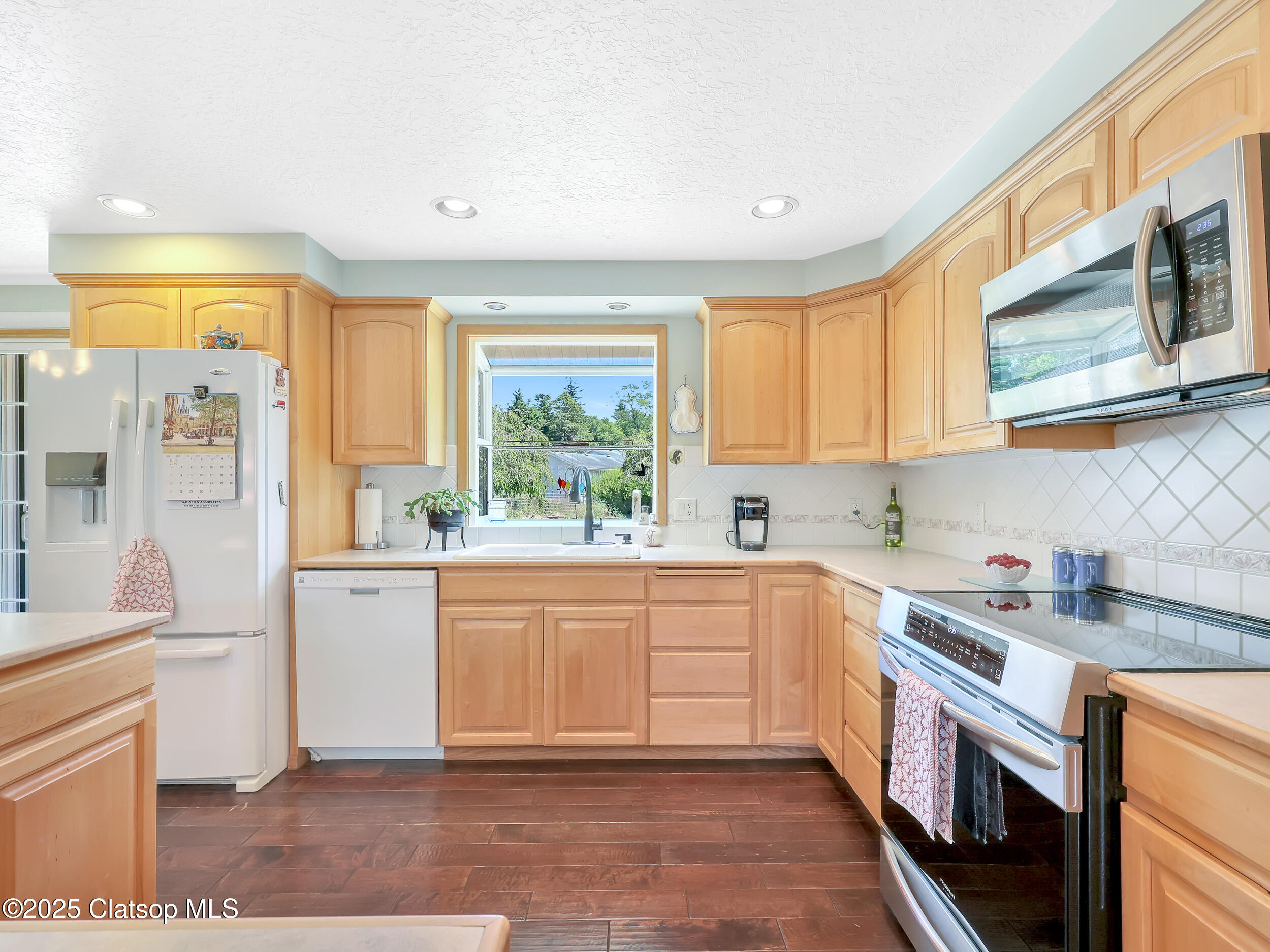 40116 Riverview Terrace Lane Property Photo 3