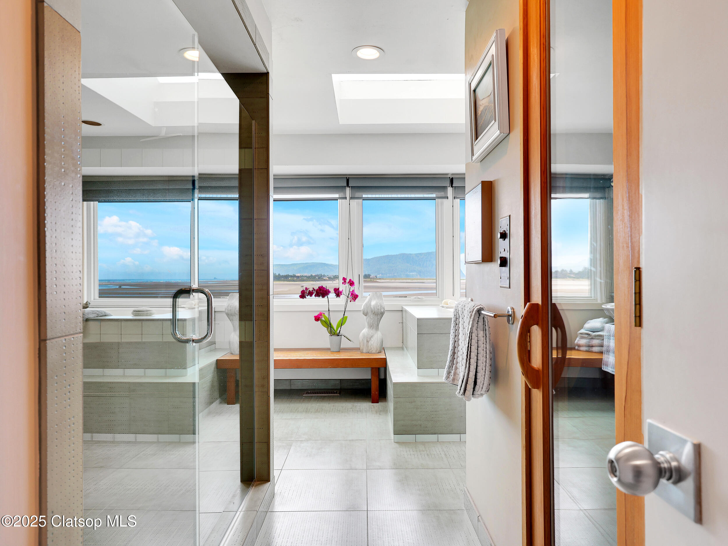 924 Little Beach Drive Property Photo 32