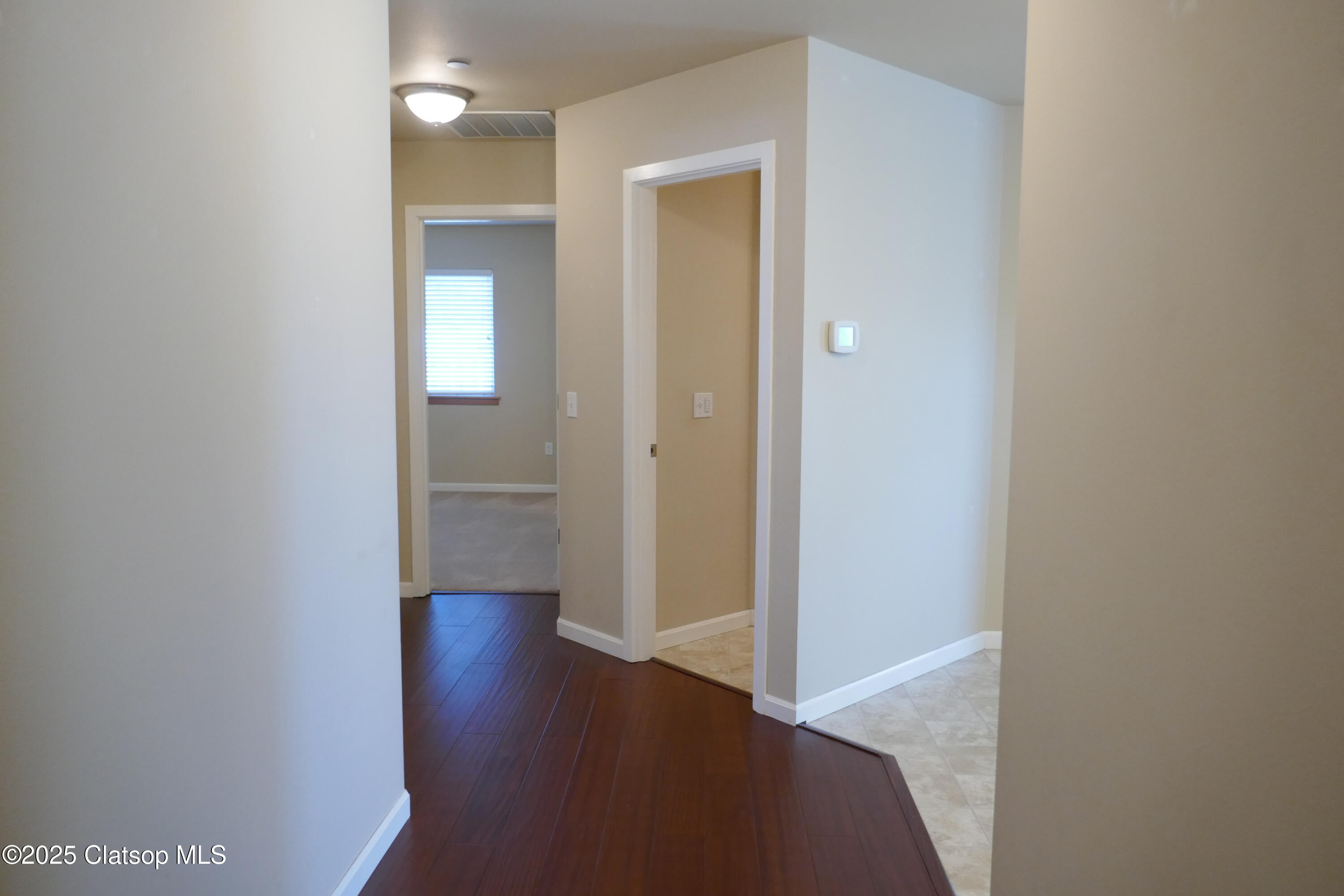 90 Nw Birch Avenue Property Photo 8