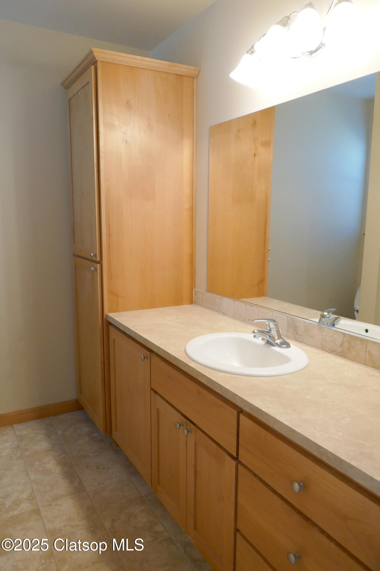 90 Nw Birch Avenue Property Photo 15