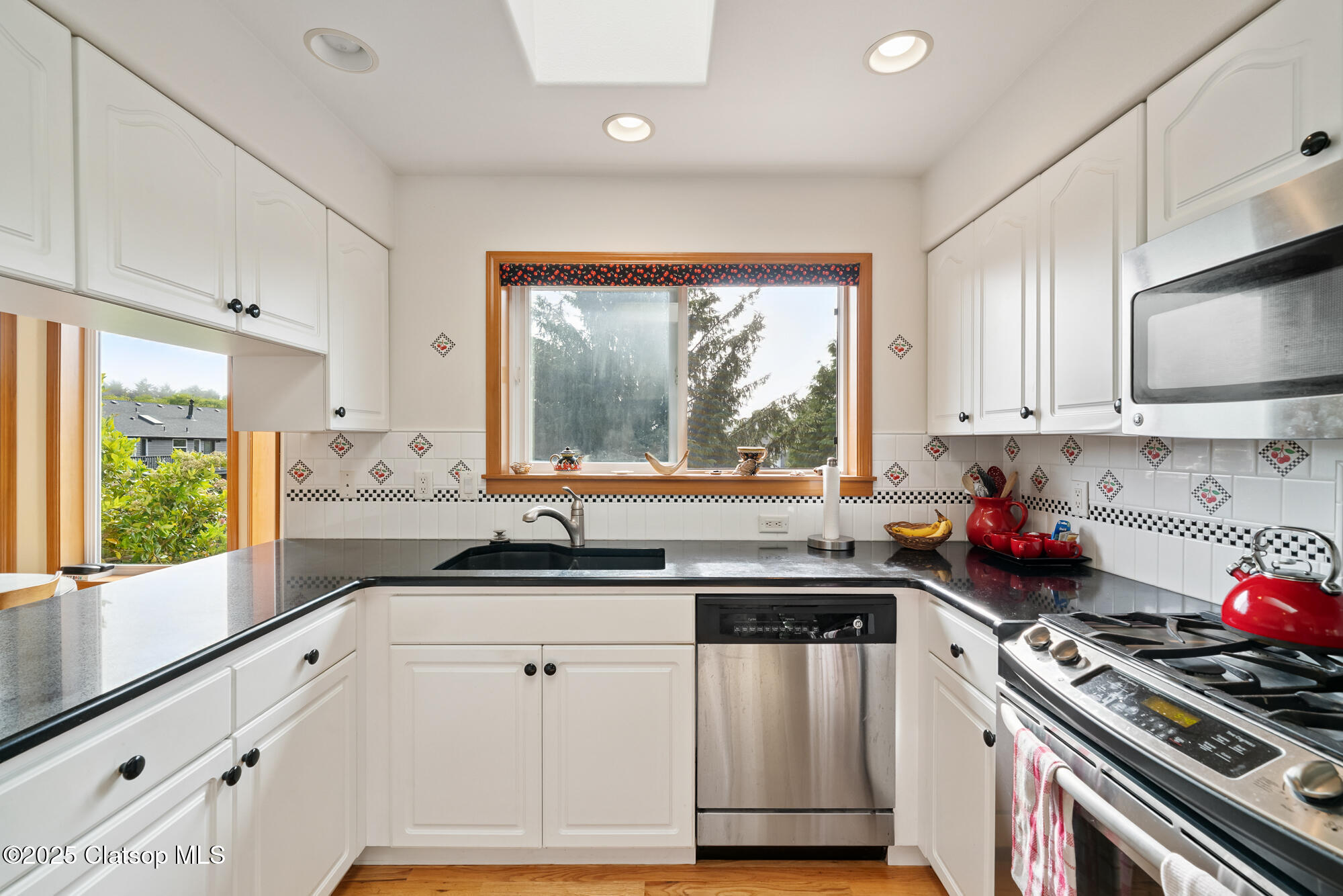 3732 Coho Place Property Photo 10