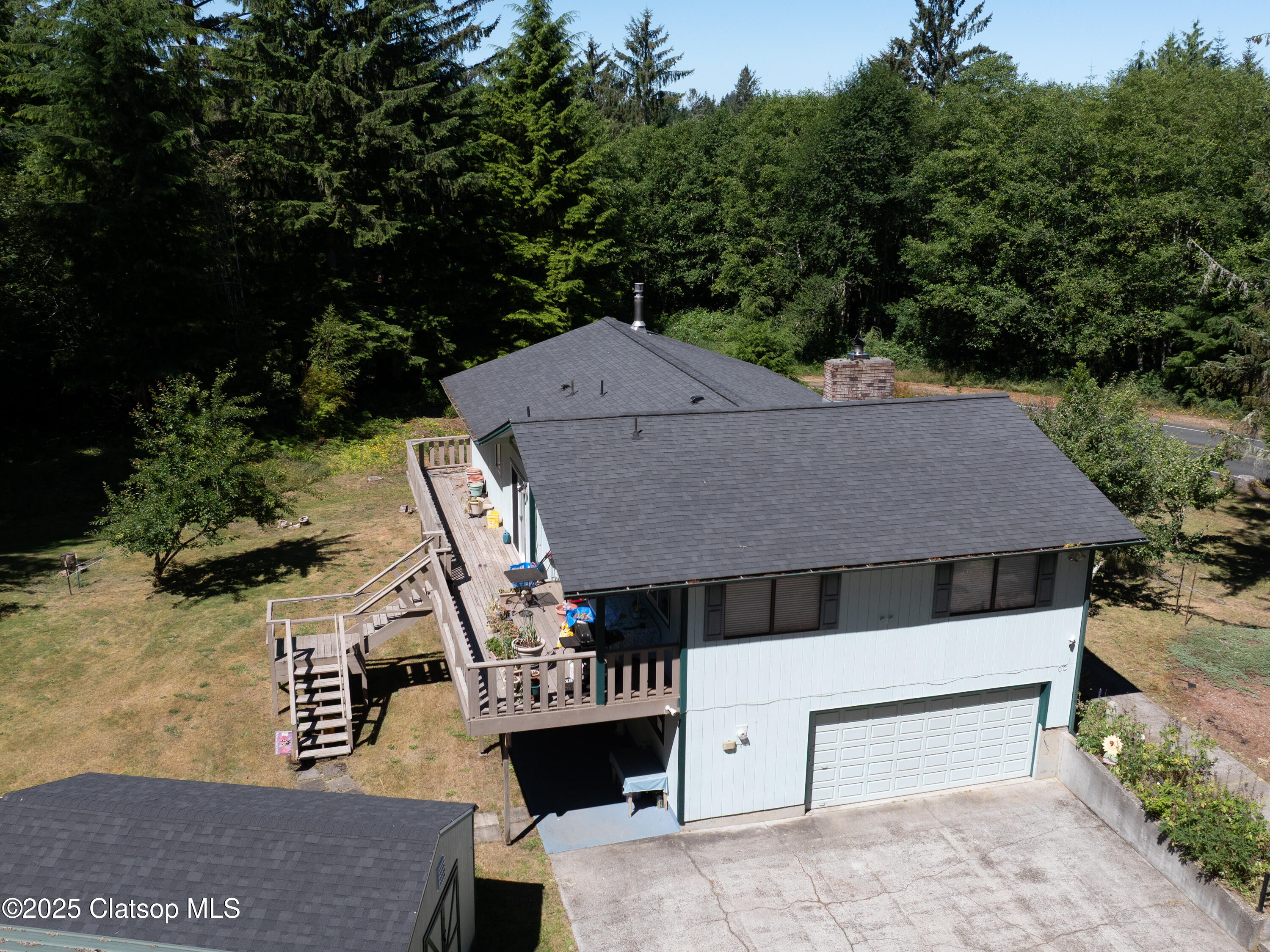 40440 Old Hwy 30 Property Photo 3
