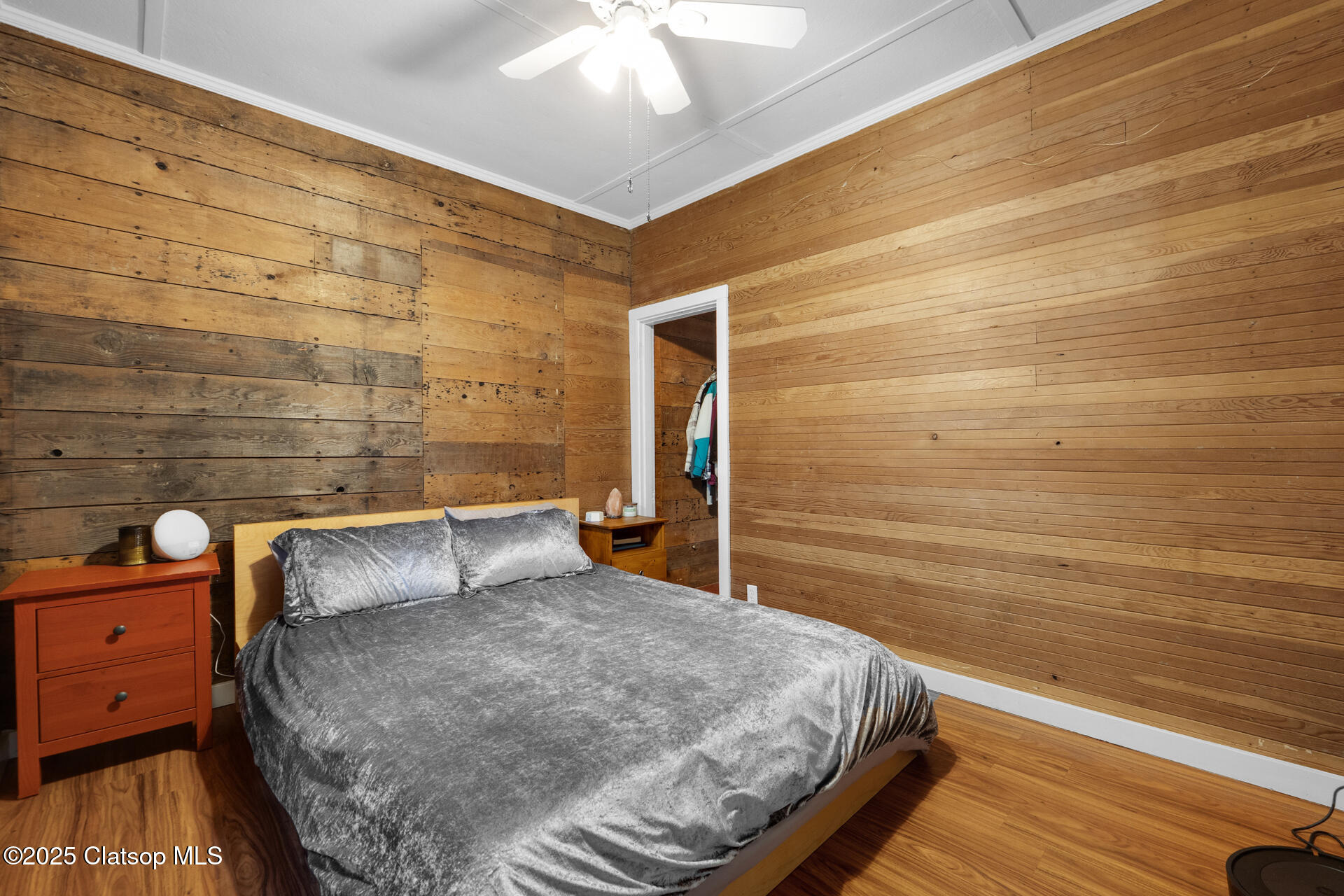 435 W Marine Drive Property Photo 12