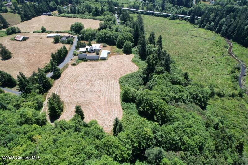 92768 Pearson Road Property Photo 3