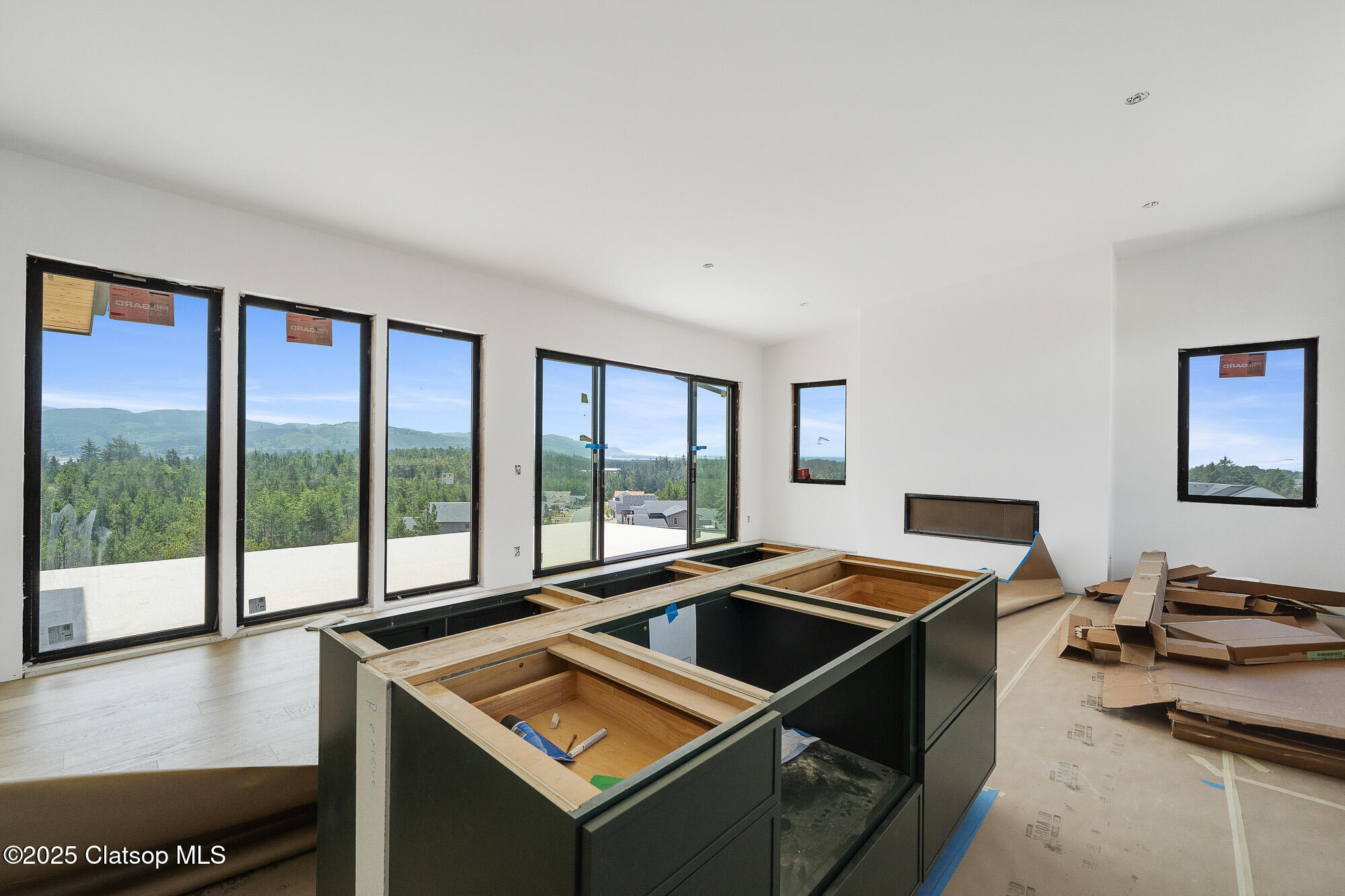 456 Seaview Drive Property Photo 3