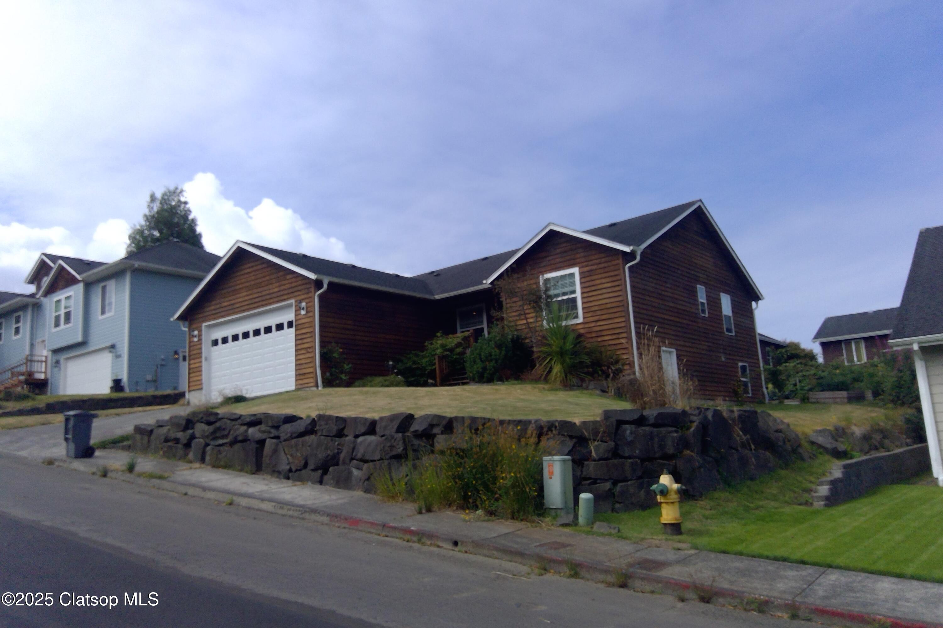 1410 Alder Drive Property Photo 1
