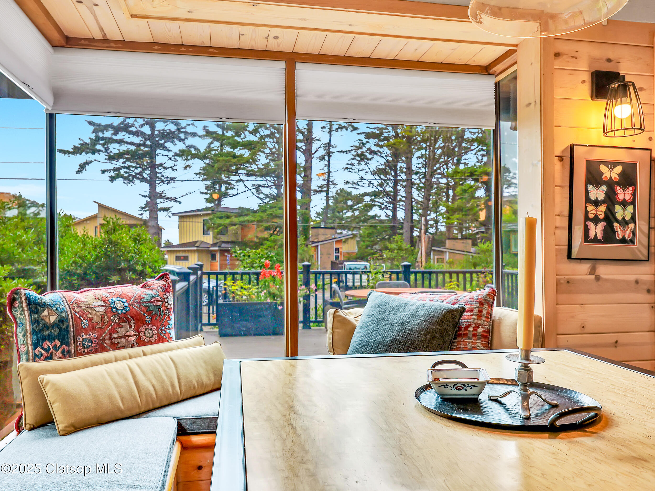 1631 S Hemlock Street Property Photo 6