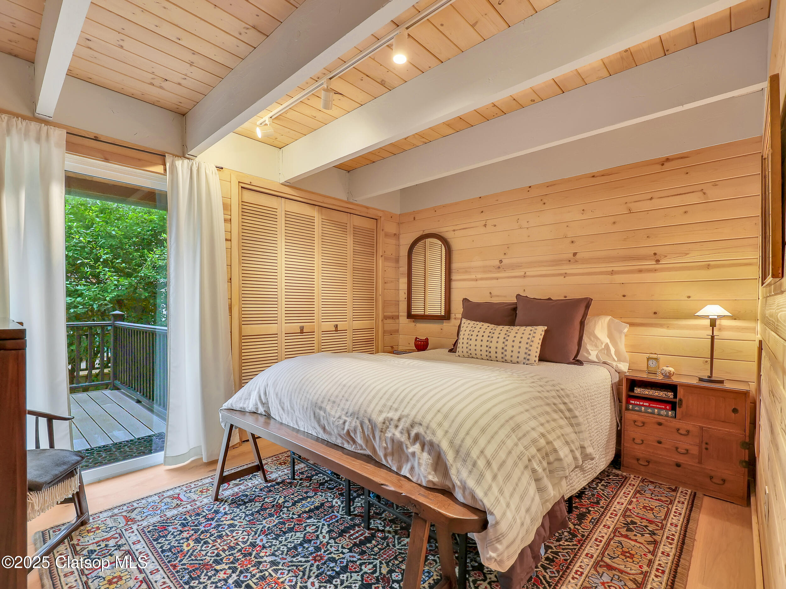 1631 S Hemlock Street Property Photo 16