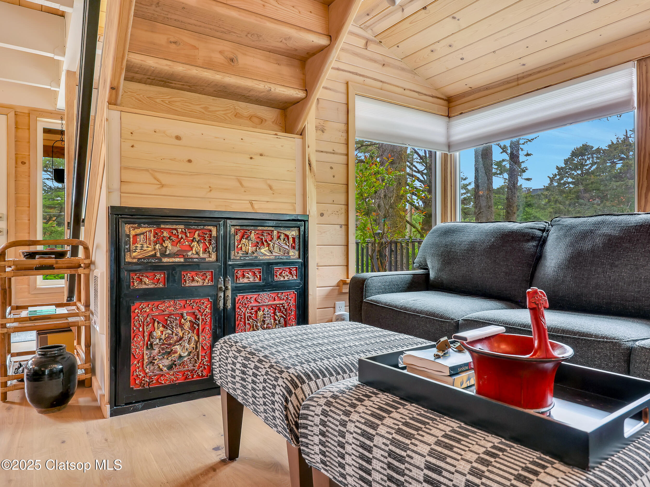 1631 S Hemlock Street Property Photo 25