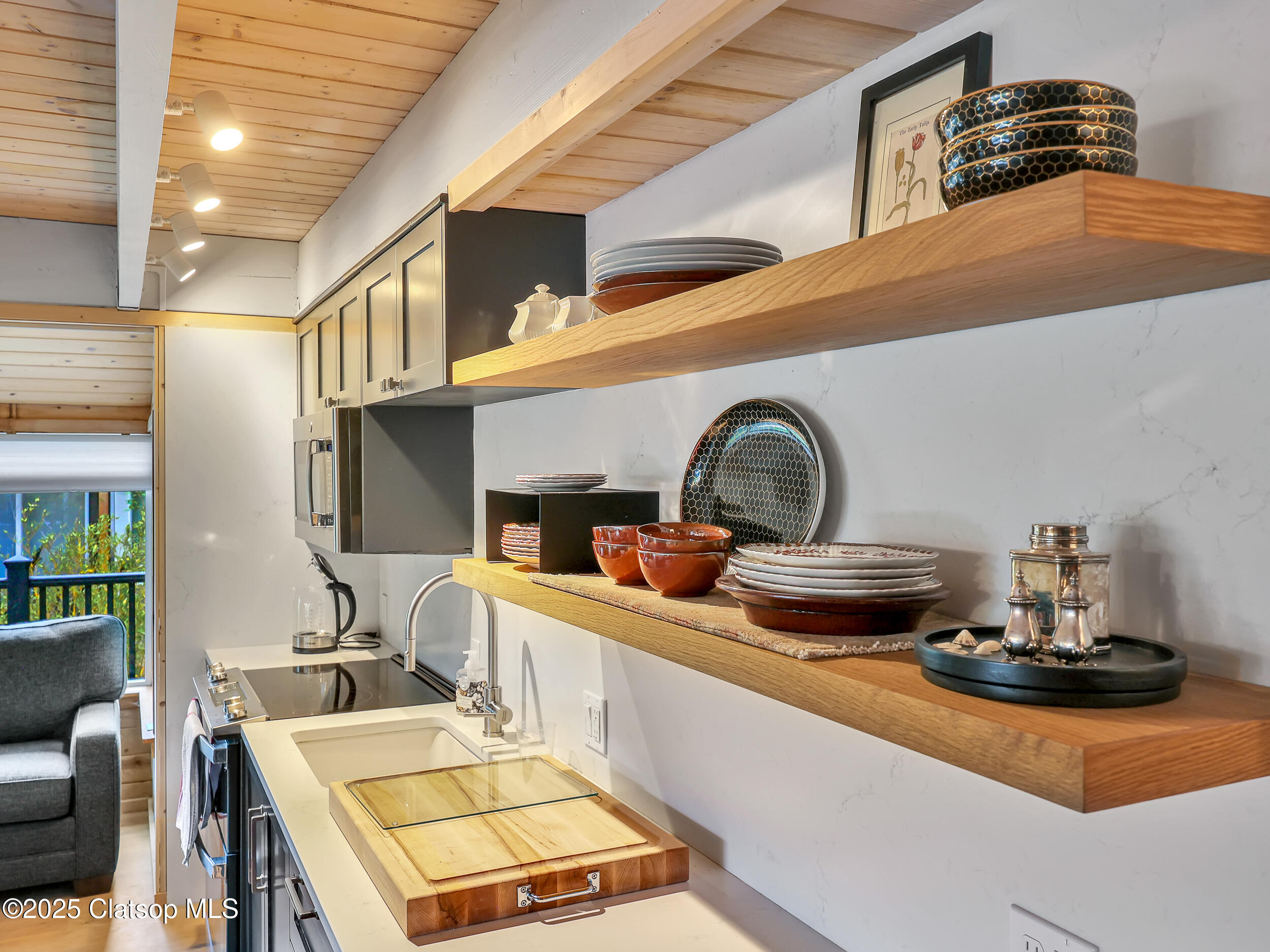 1631 S Hemlock Street Property Photo 29