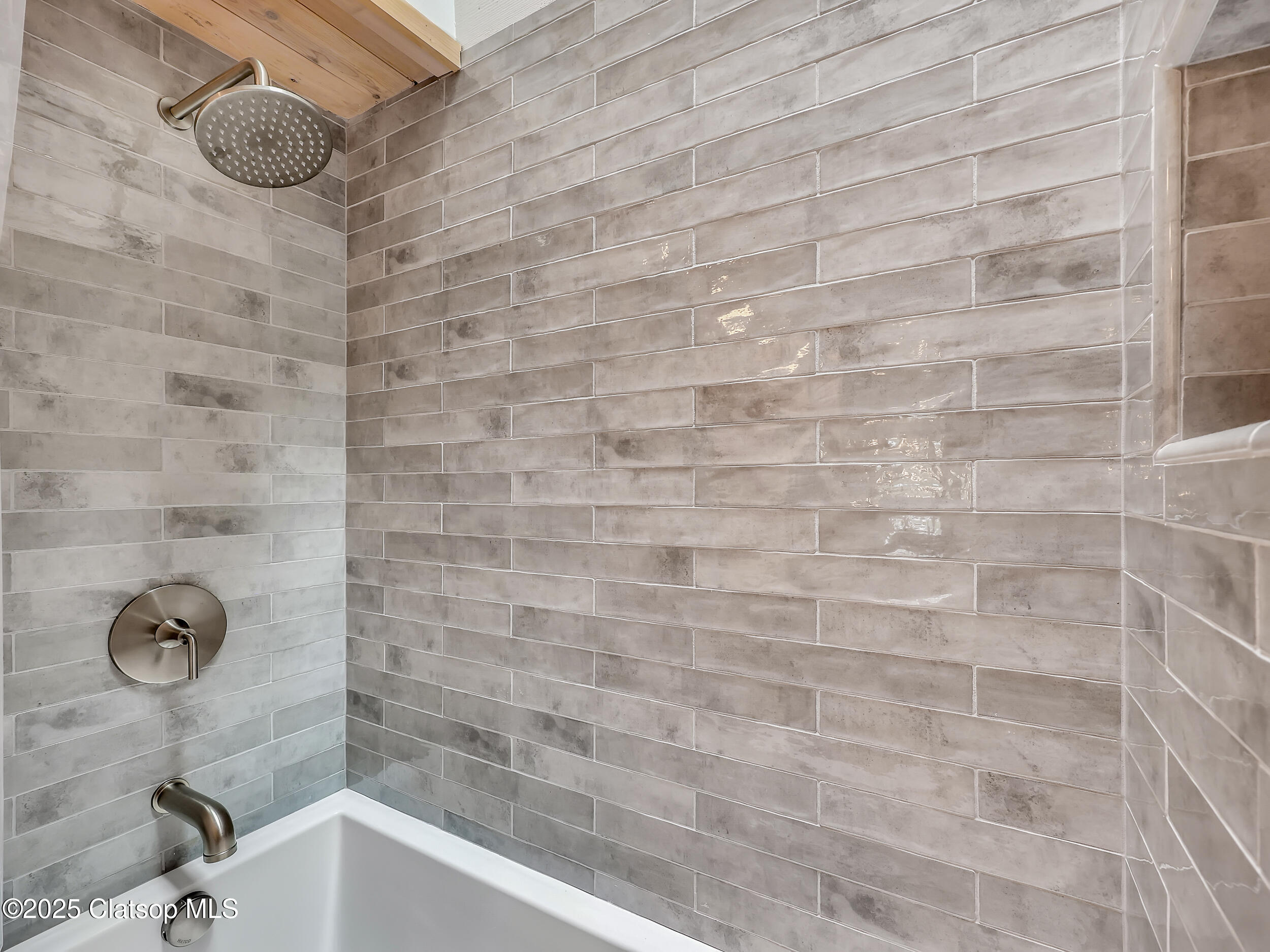 1631 S Hemlock Street Property Photo 34