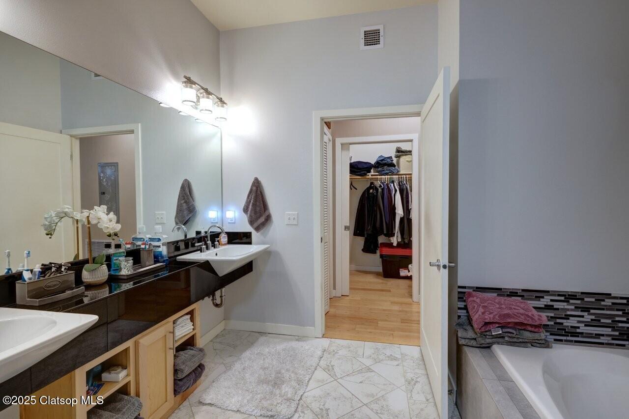 3930 Abbey Lane Property Photo 24