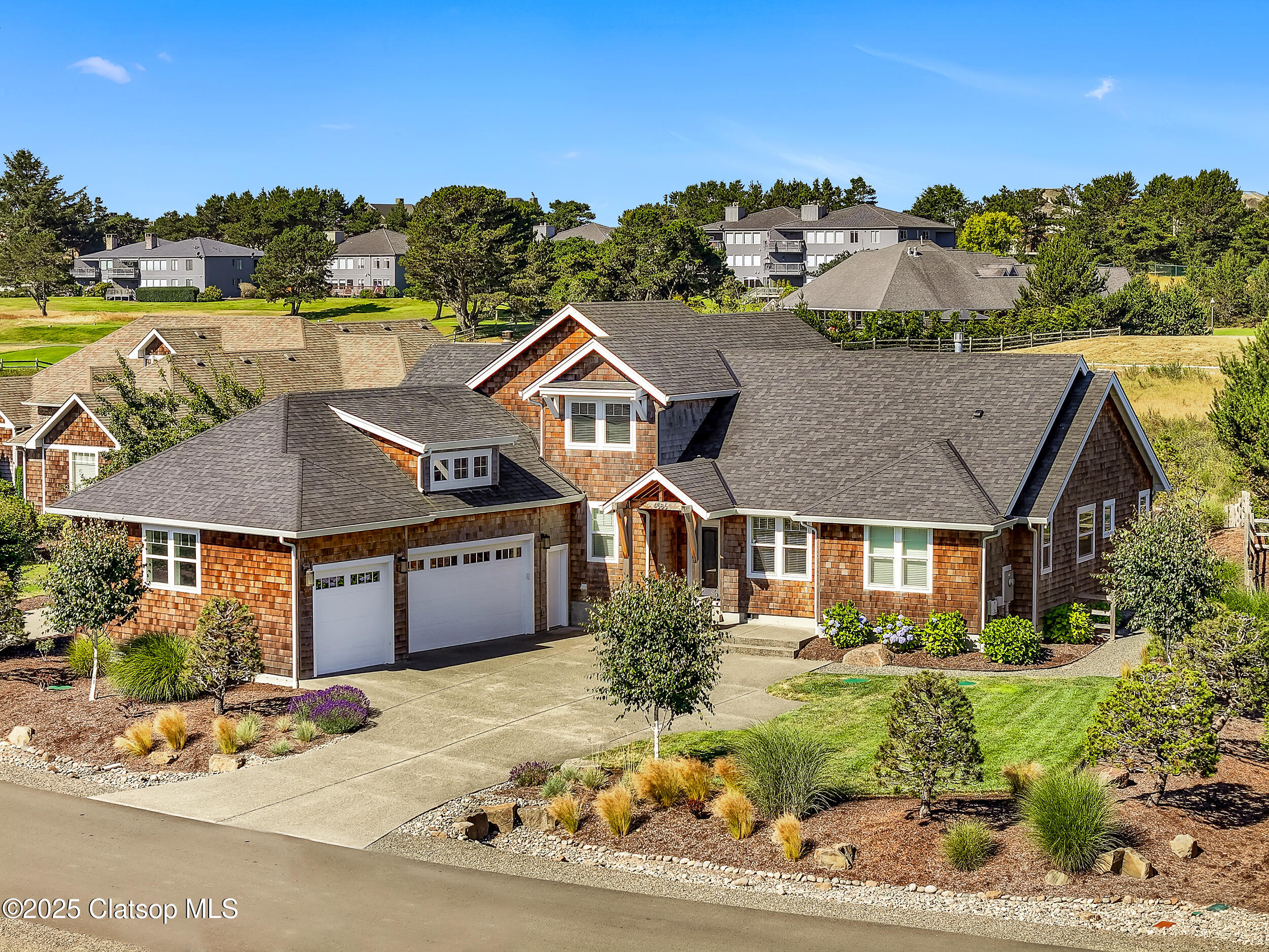 4586 Drummond Court Property Photo 1