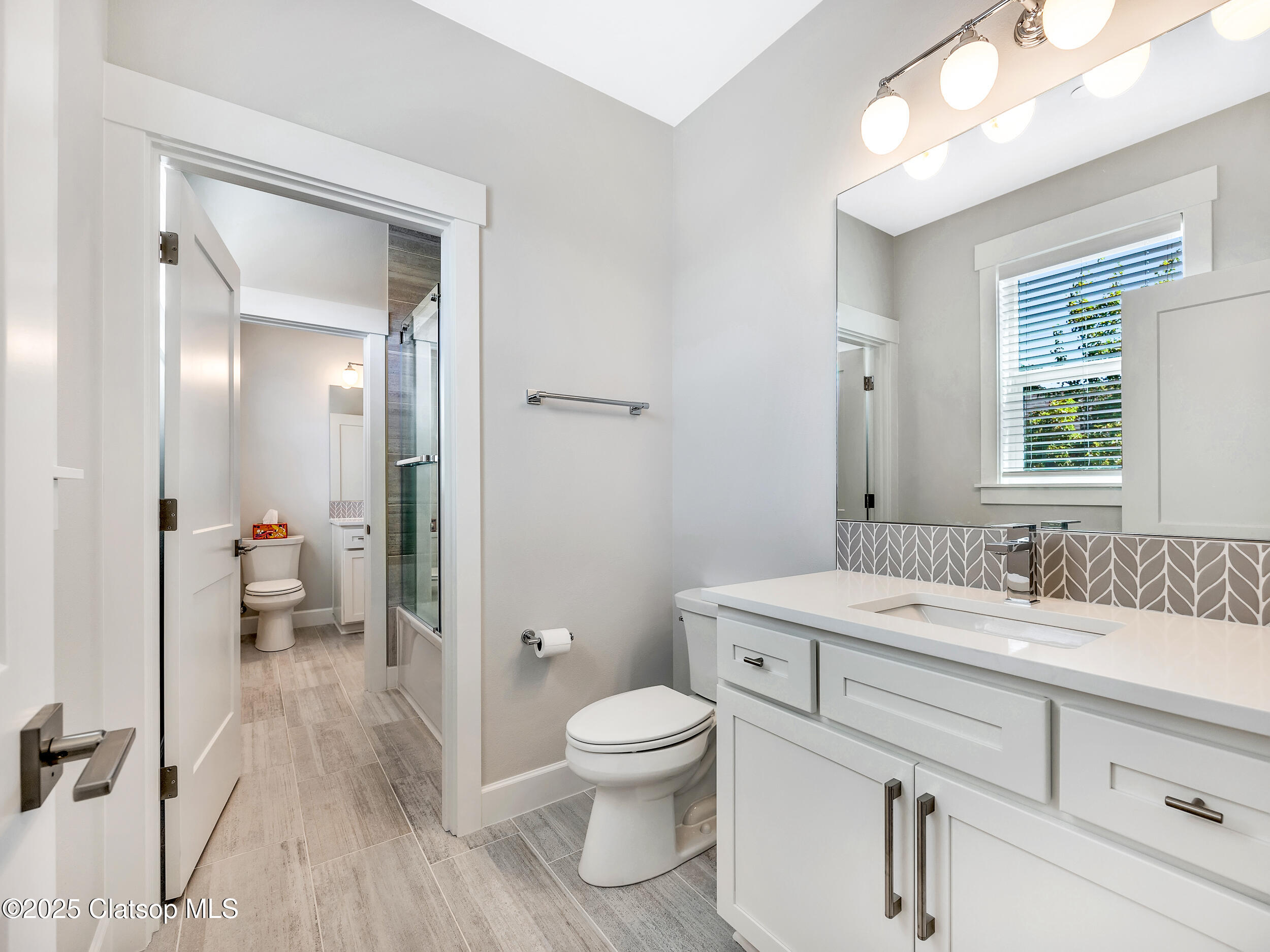 4586 Drummond Court Property Photo 13