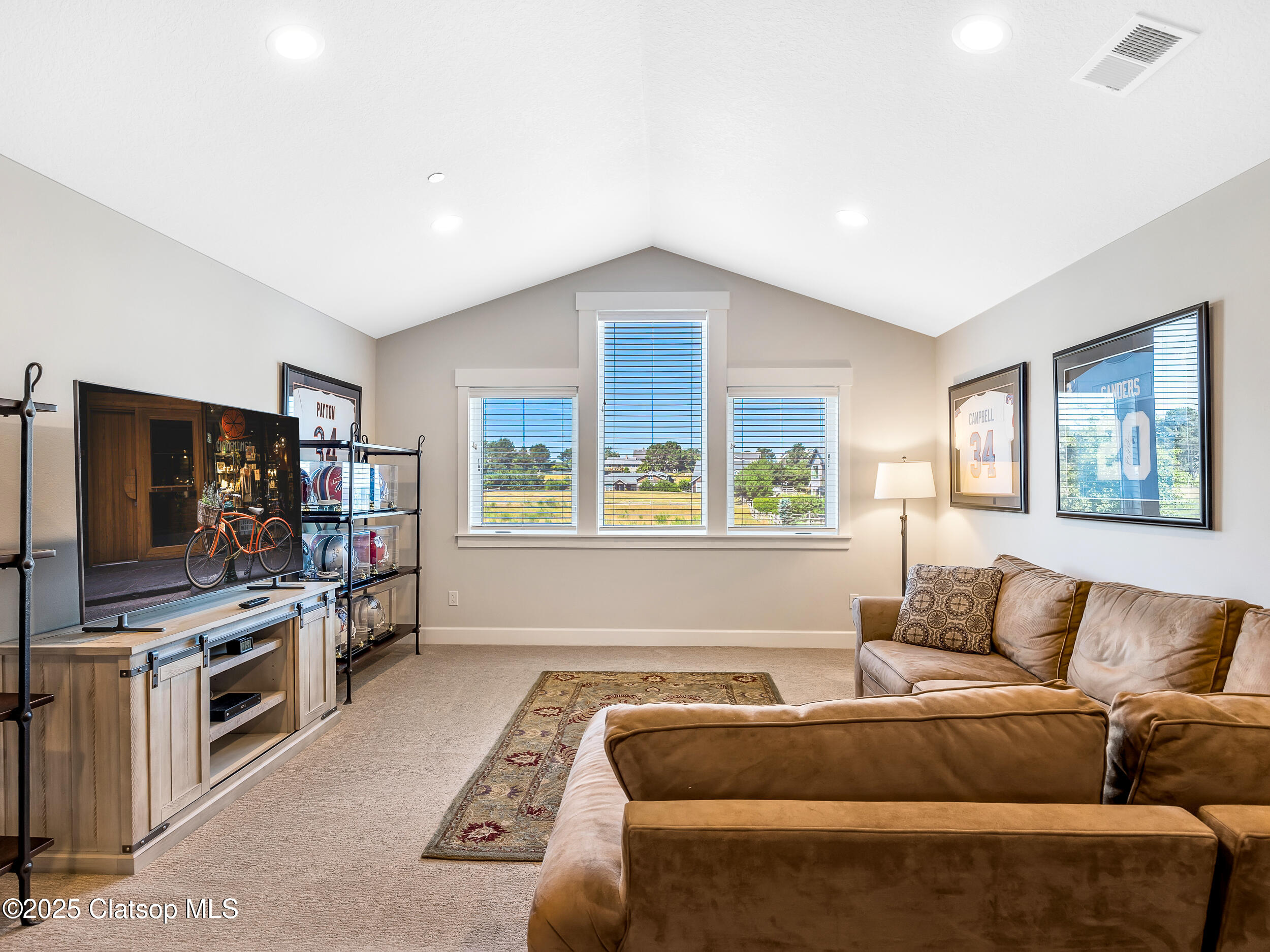 4586 Drummond Court Property Photo 14