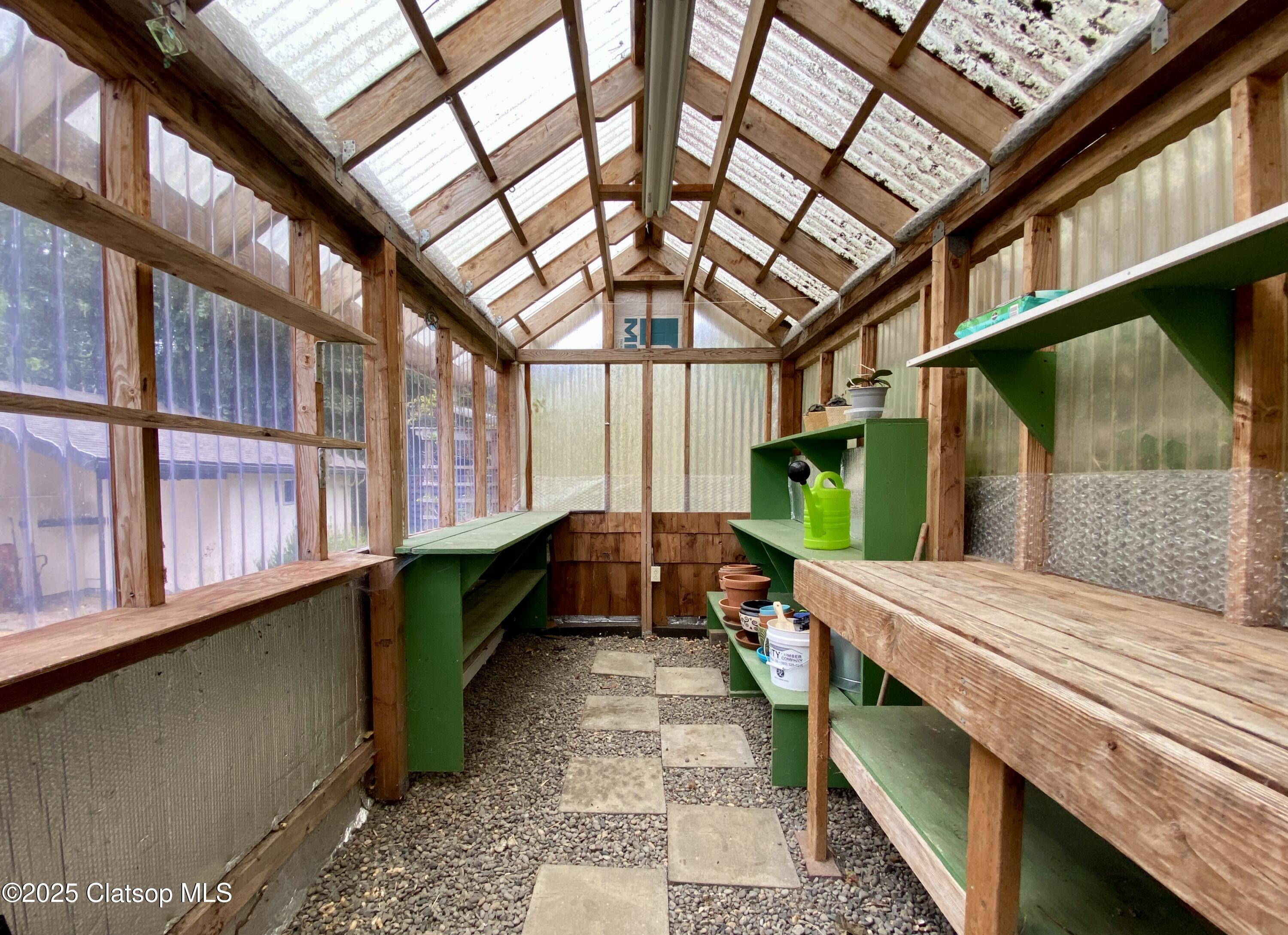 679 Clatsop Avenue Property Photo 41