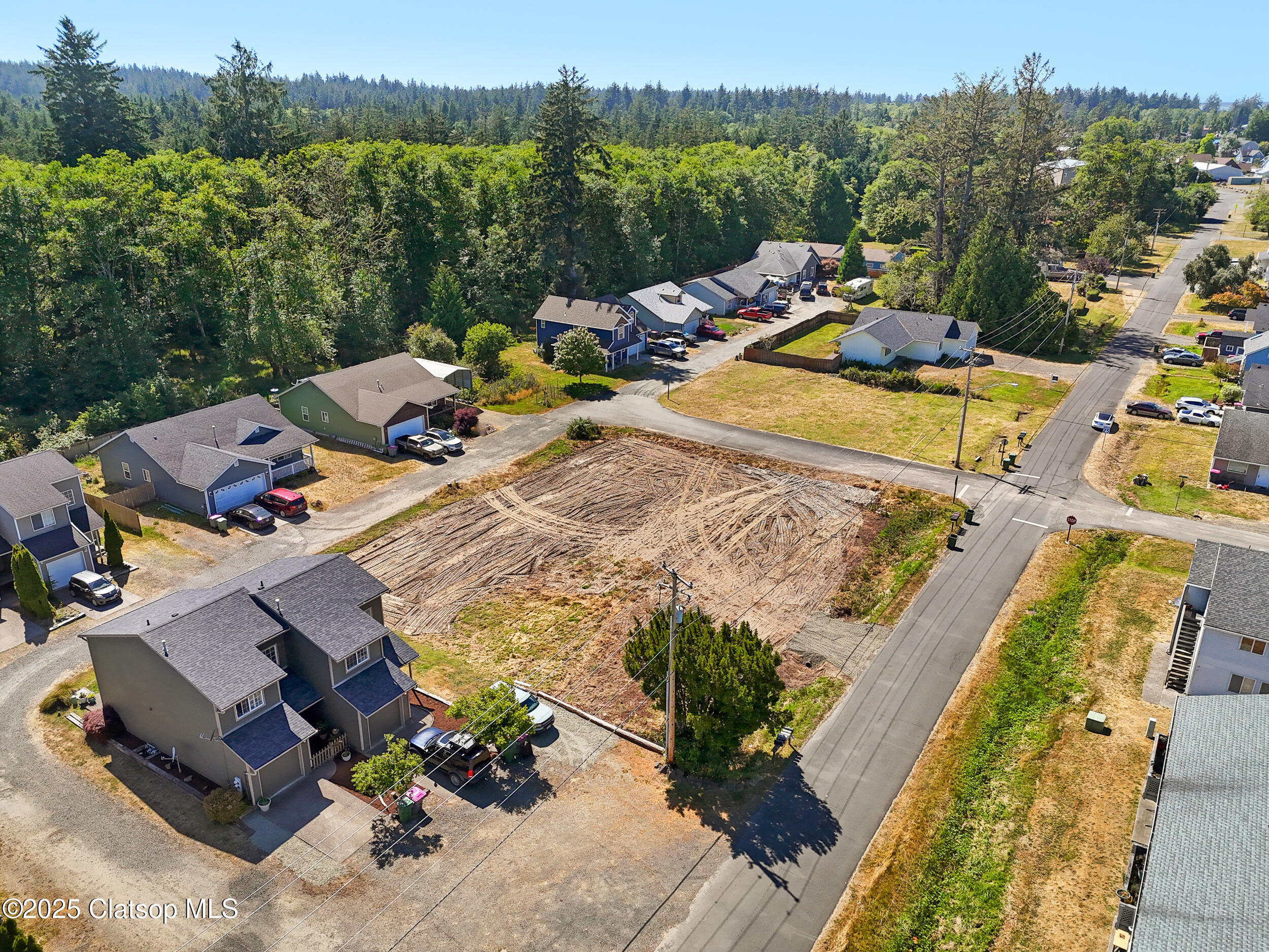590 7th Avenue Property Photo 3