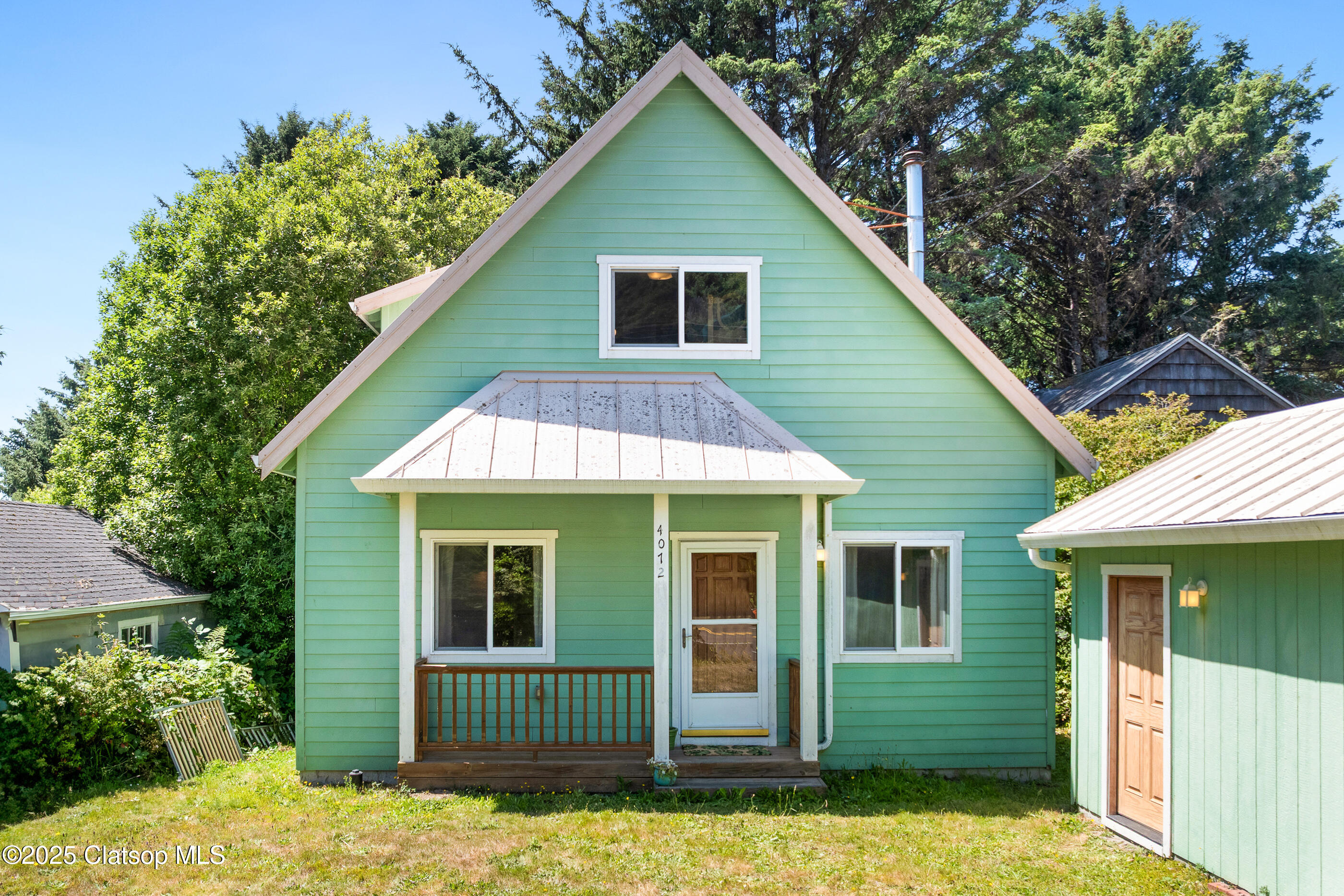 4072 S Hemlock Street Property Photo 1