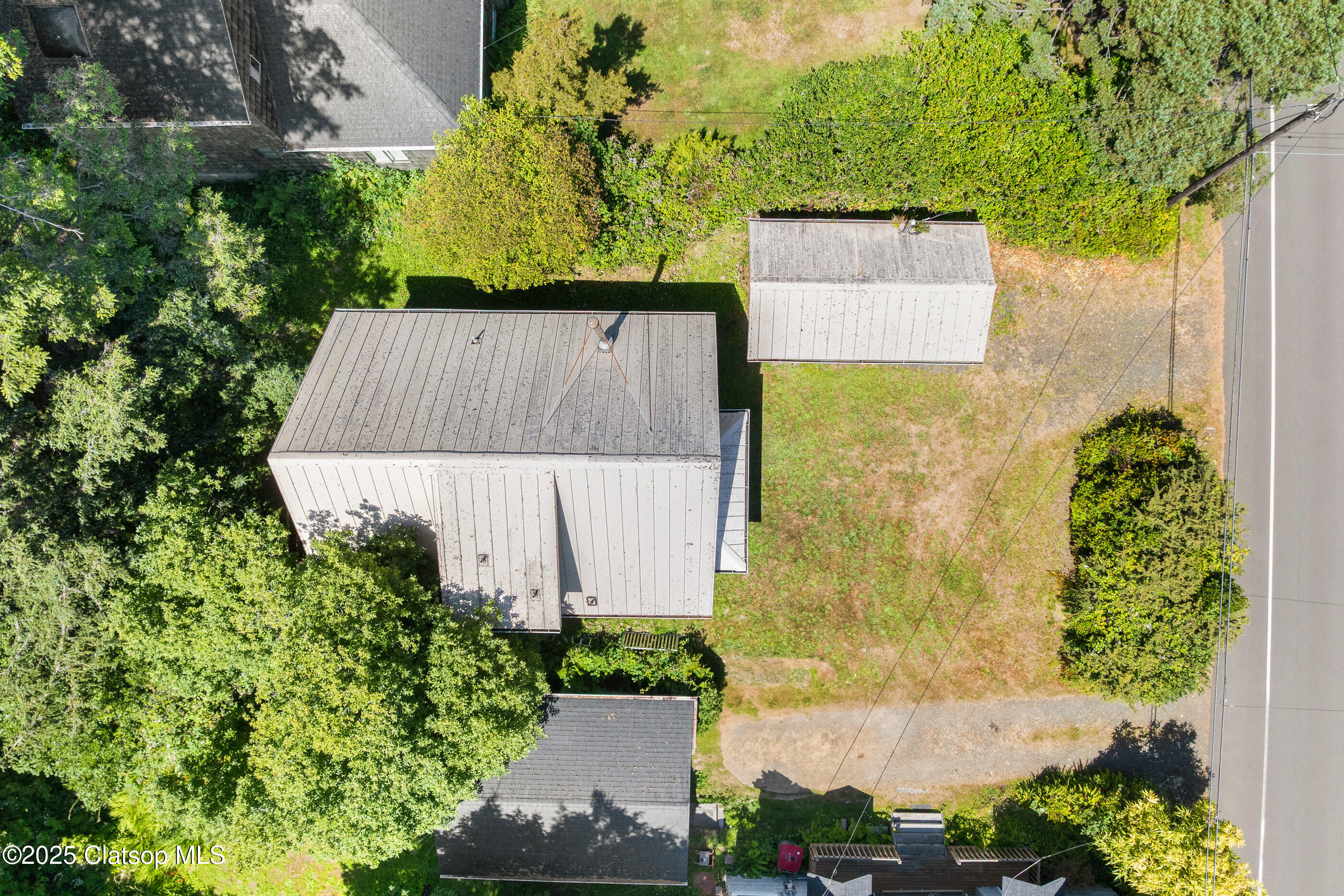 4072 S Hemlock Street Property Photo 11