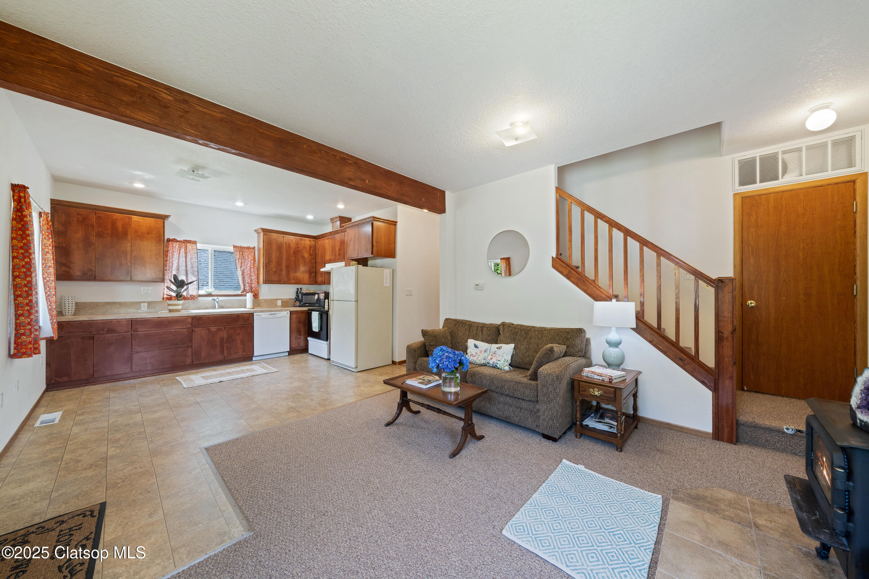 4072 S Hemlock Street Property Photo 13