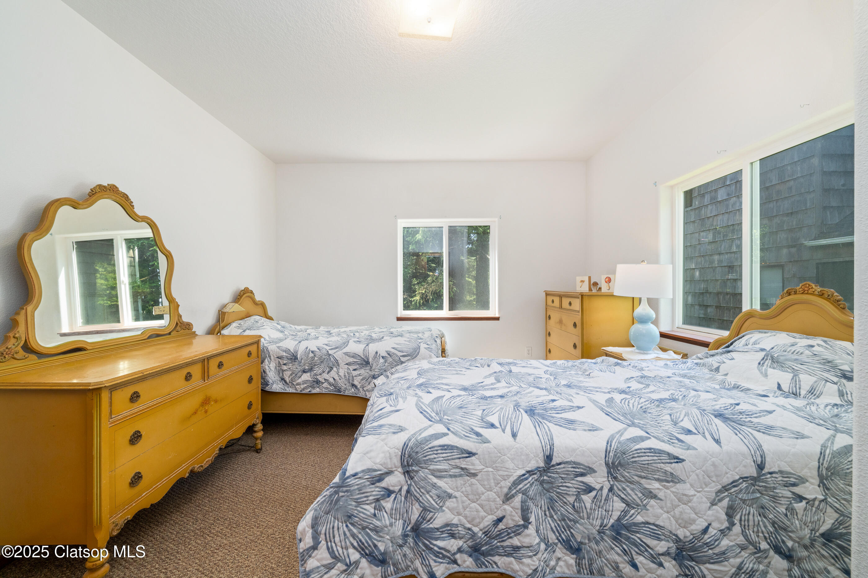 4072 S Hemlock Street Property Photo 24