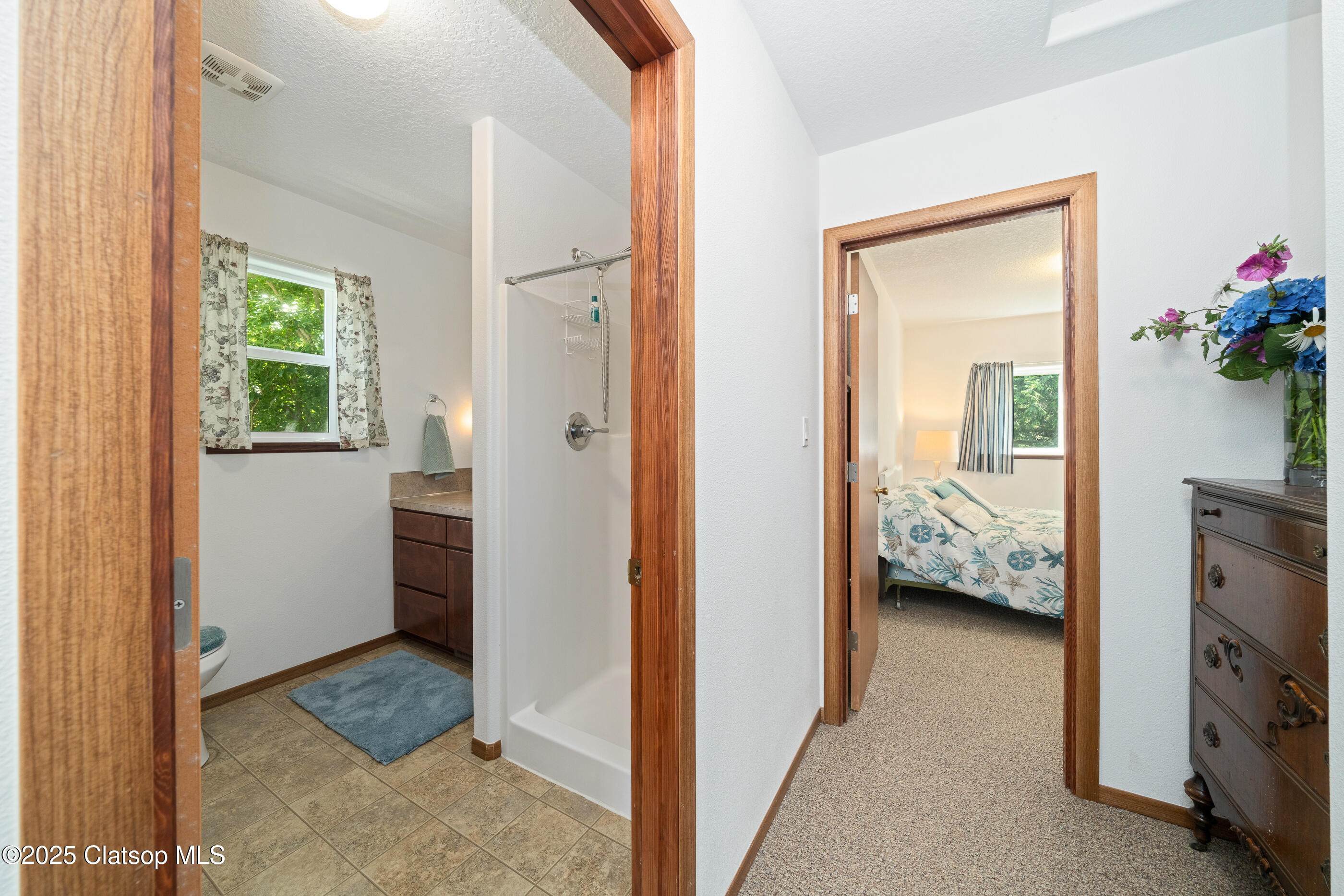 4072 S Hemlock Street Property Photo 26