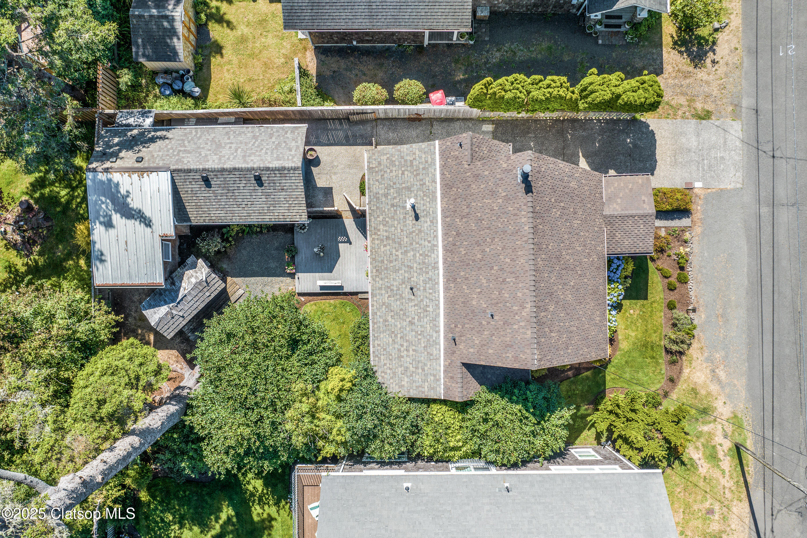 179 E Monroe Street Property Photo 7