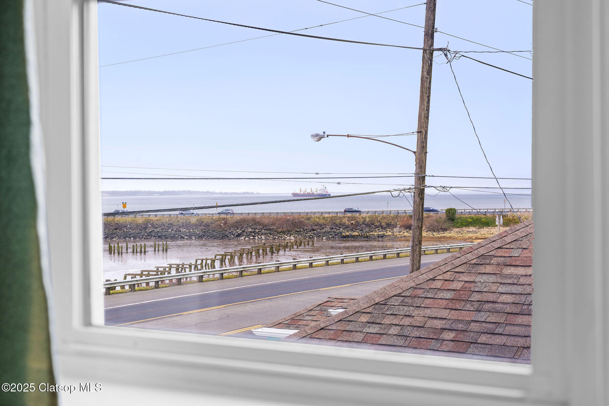 627 W Marine Drive Property Photo 26