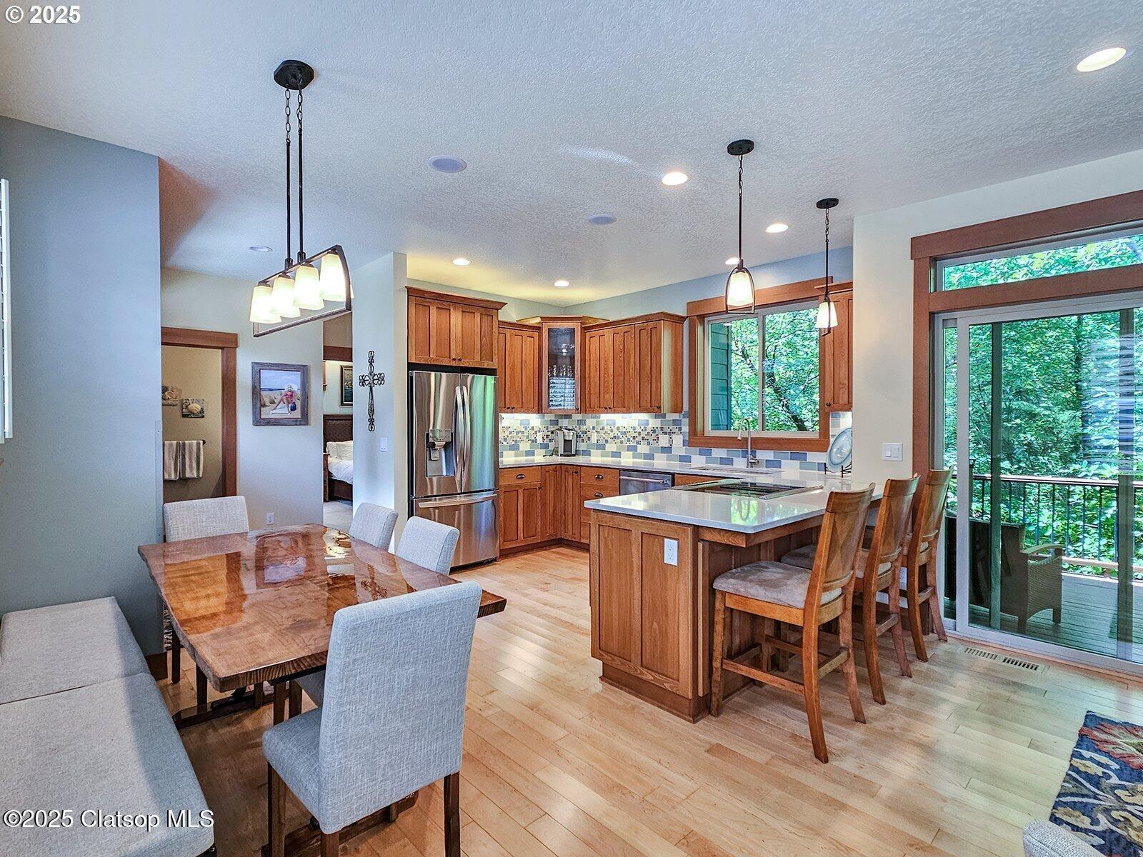 9195 Puffin Lane Property Photo 8