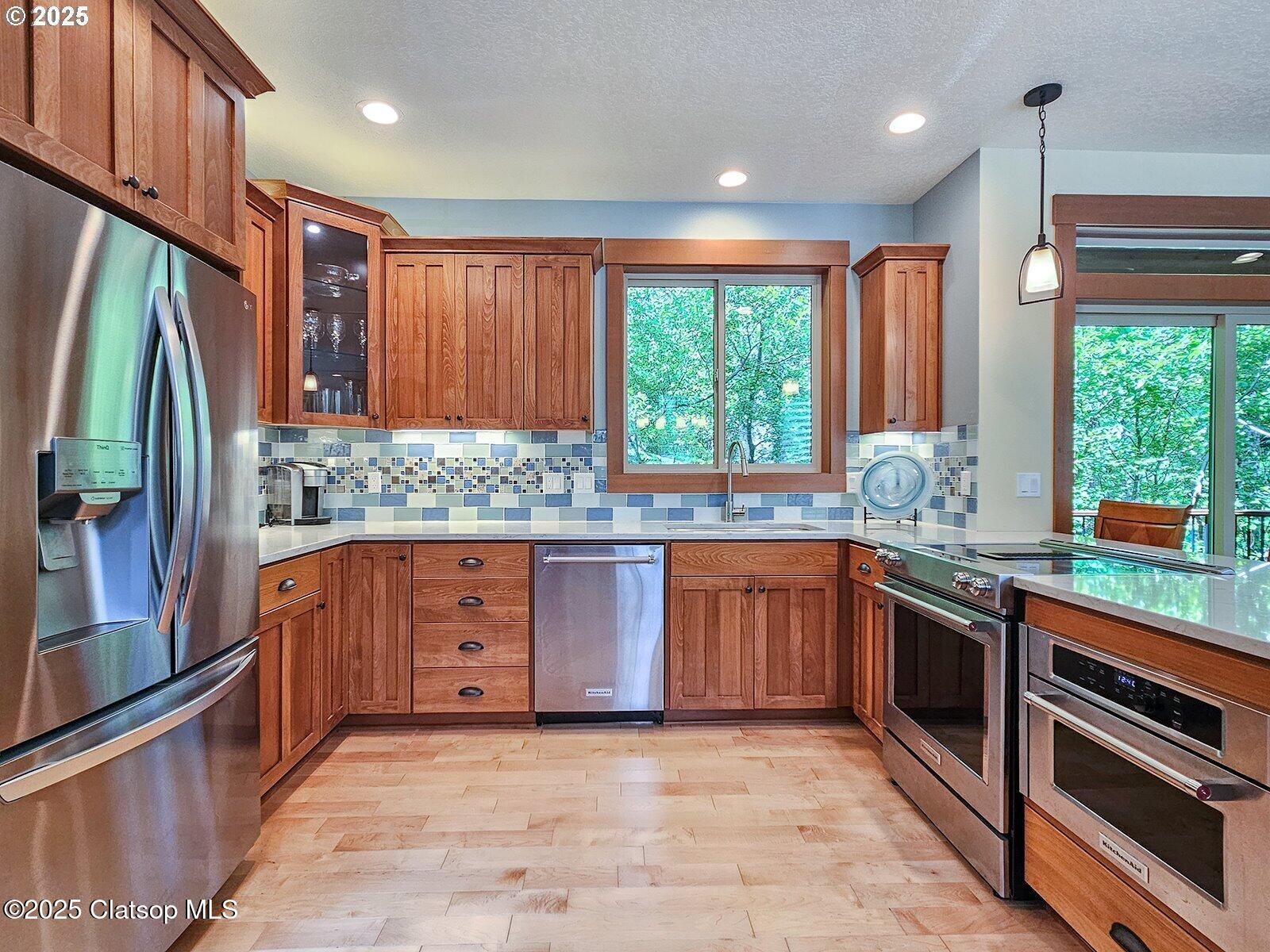 9195 Puffin Lane Property Photo 11