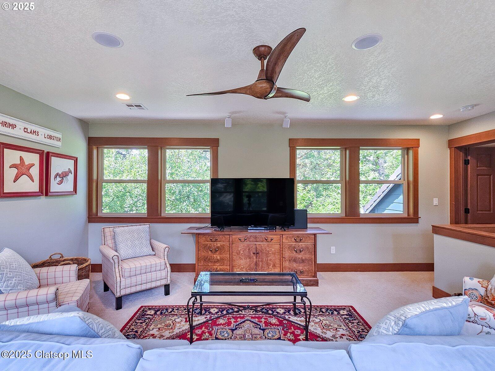 9195 Puffin Lane Property Photo 26
