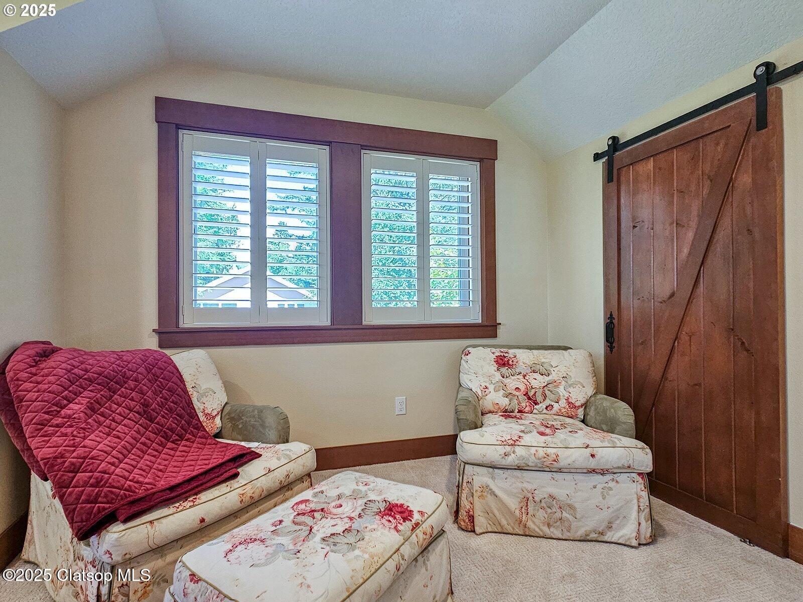 9195 Puffin Lane Property Photo 28