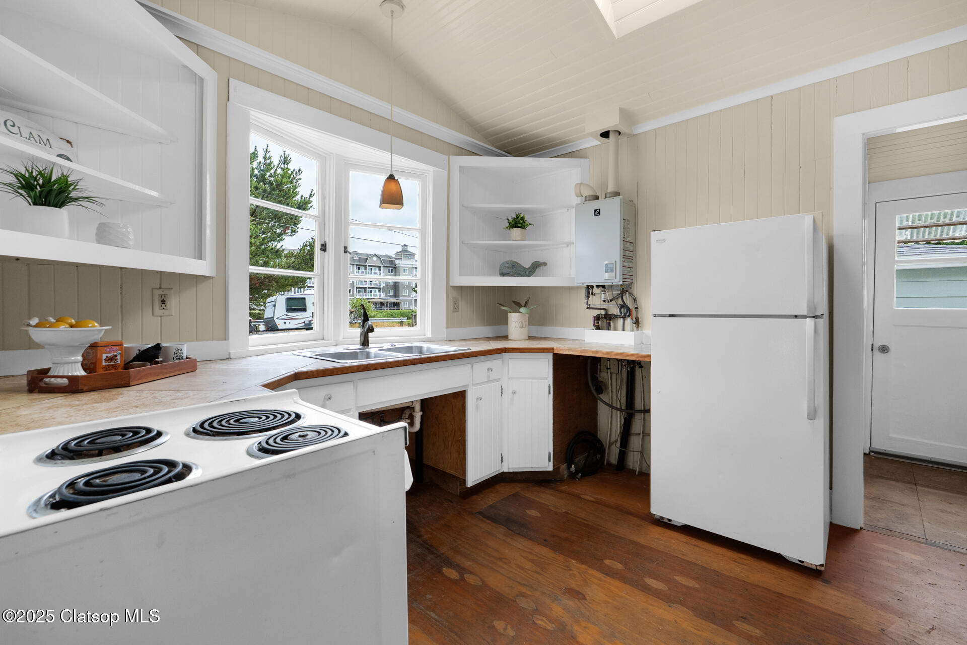218 Necanicum Drive Property Photo 11