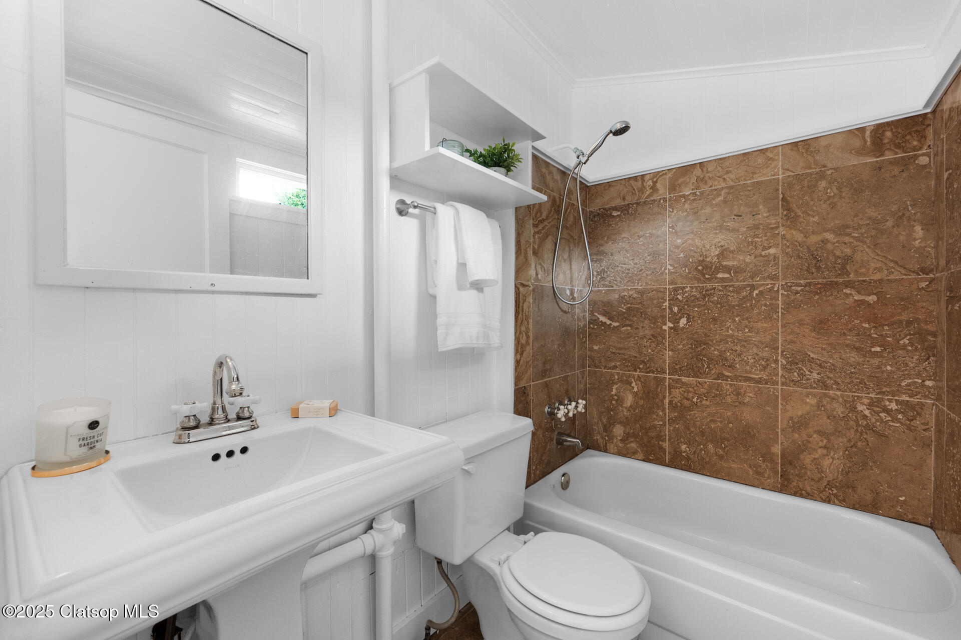 218 Necanicum Drive Property Photo 14