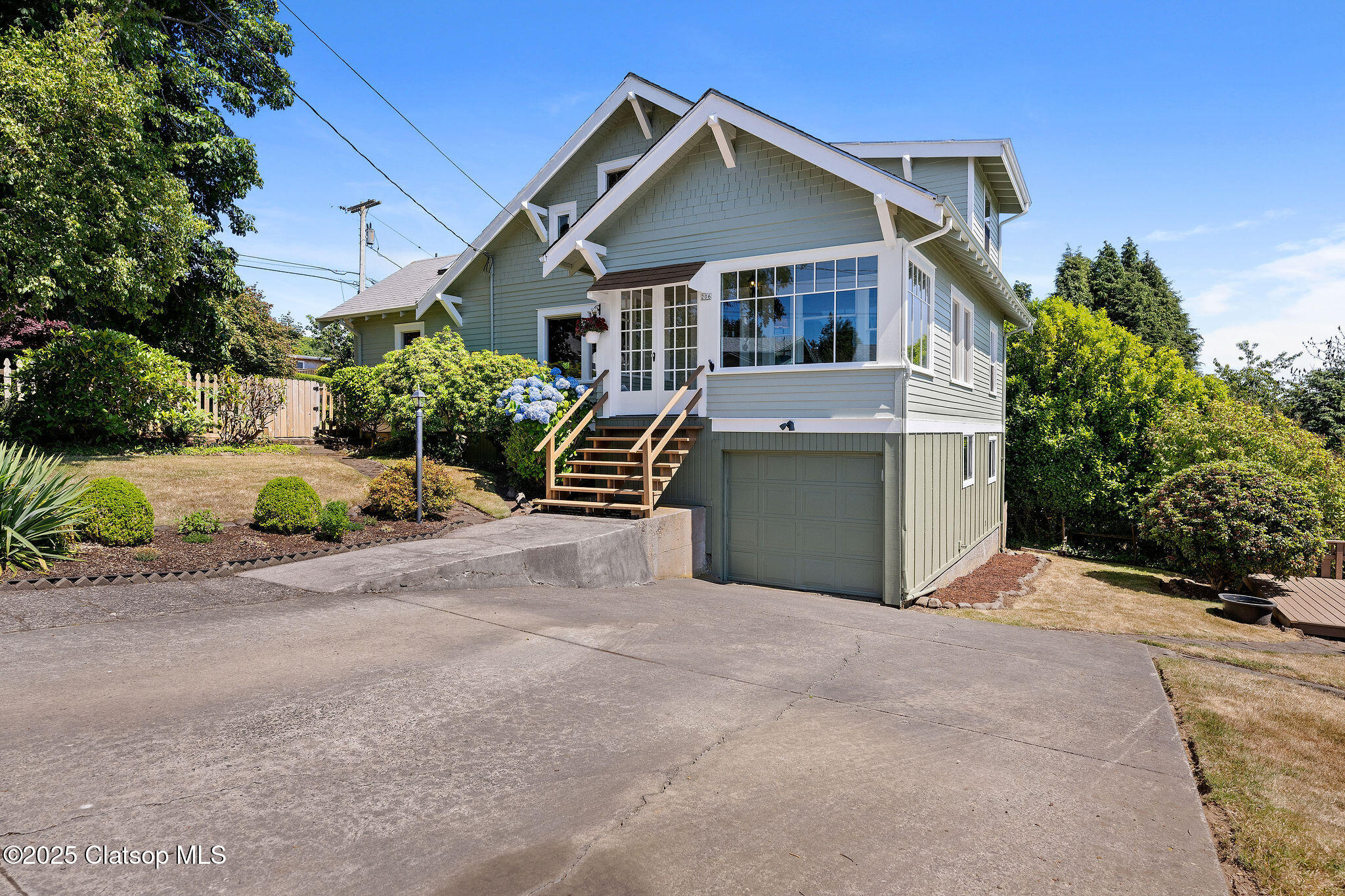 206 Bristol Street Property Photo 37