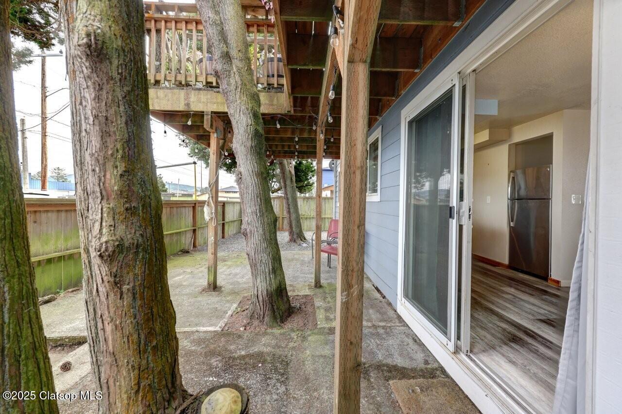 870 S Holladay Property Photo 26