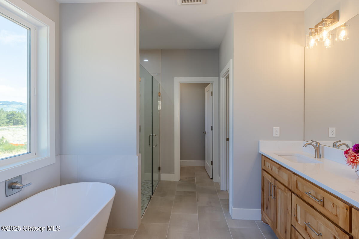 413 Meadows Drive Property Photo 34